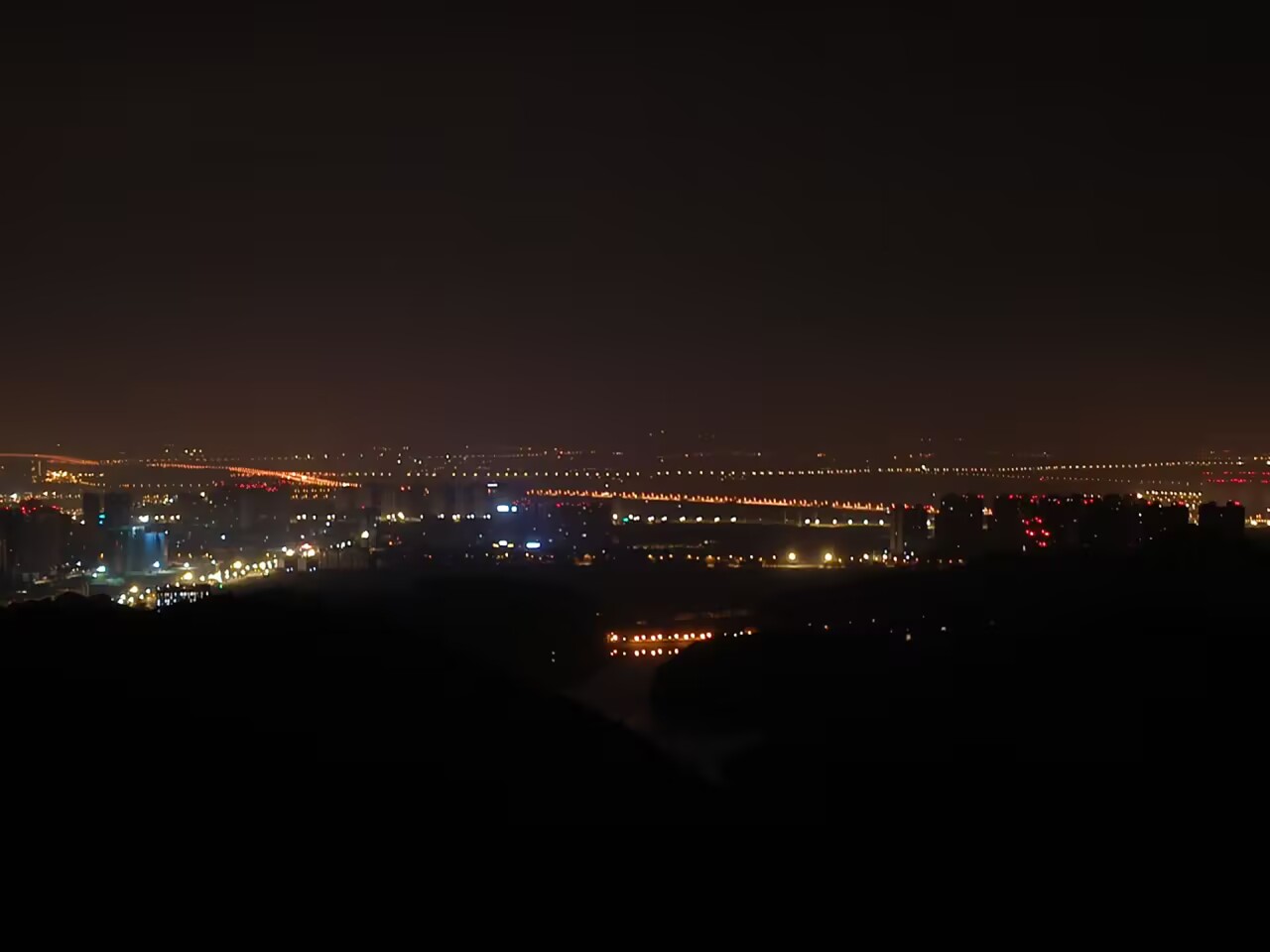 龙泉山观成都夜景
