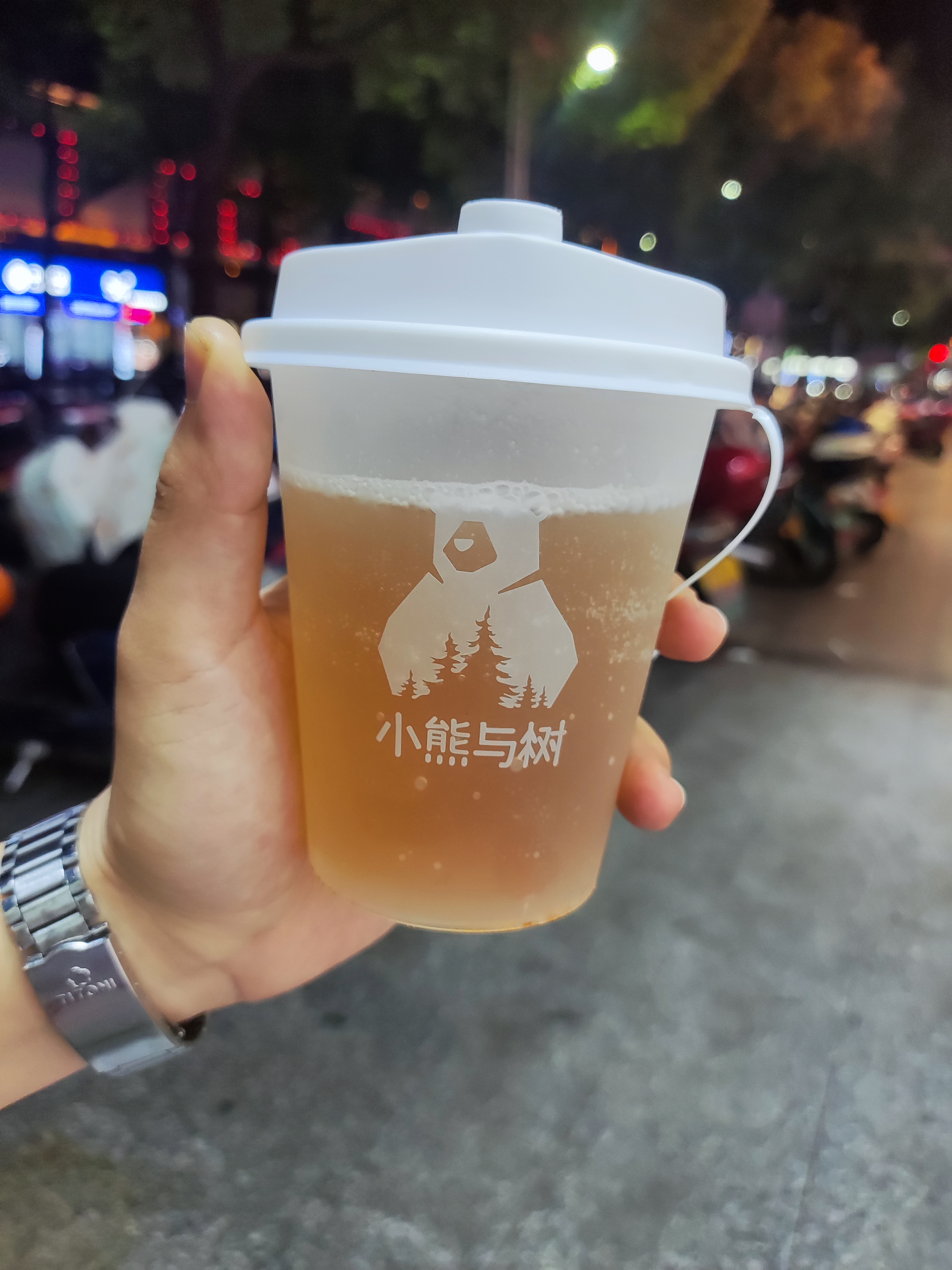 熊喝小熊