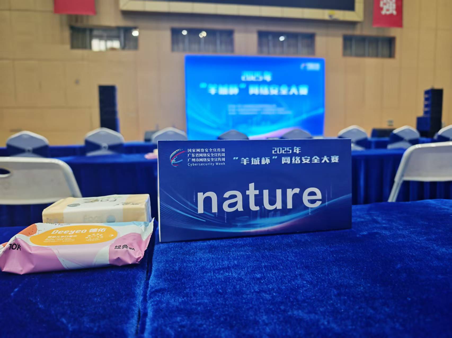 7966254df5125dc4c1f5bd917b82d410