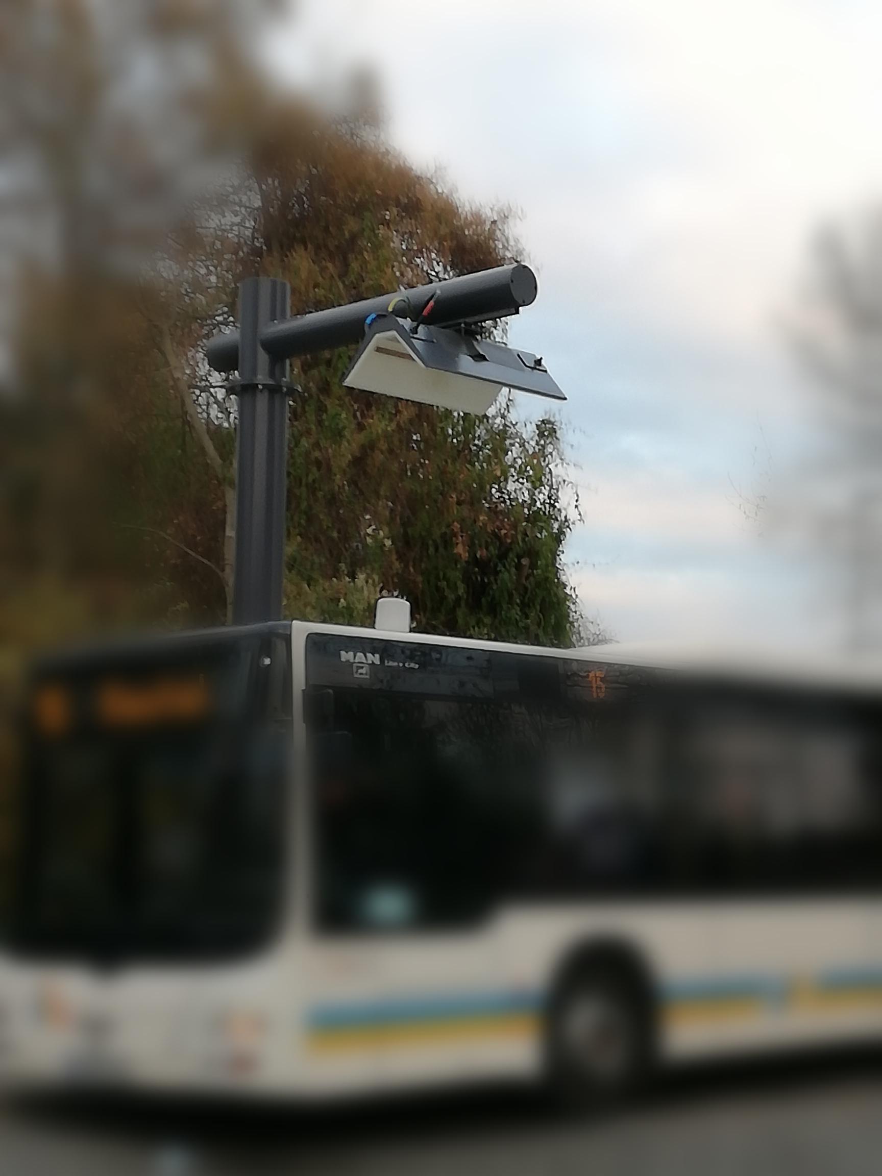 Bus.jpg
