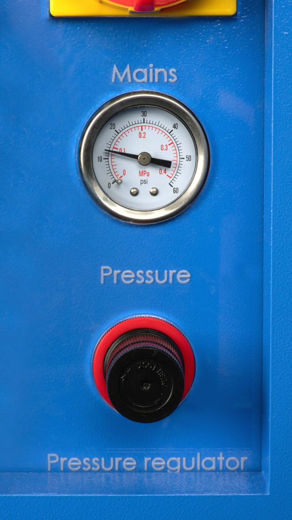 Air pressure regulator