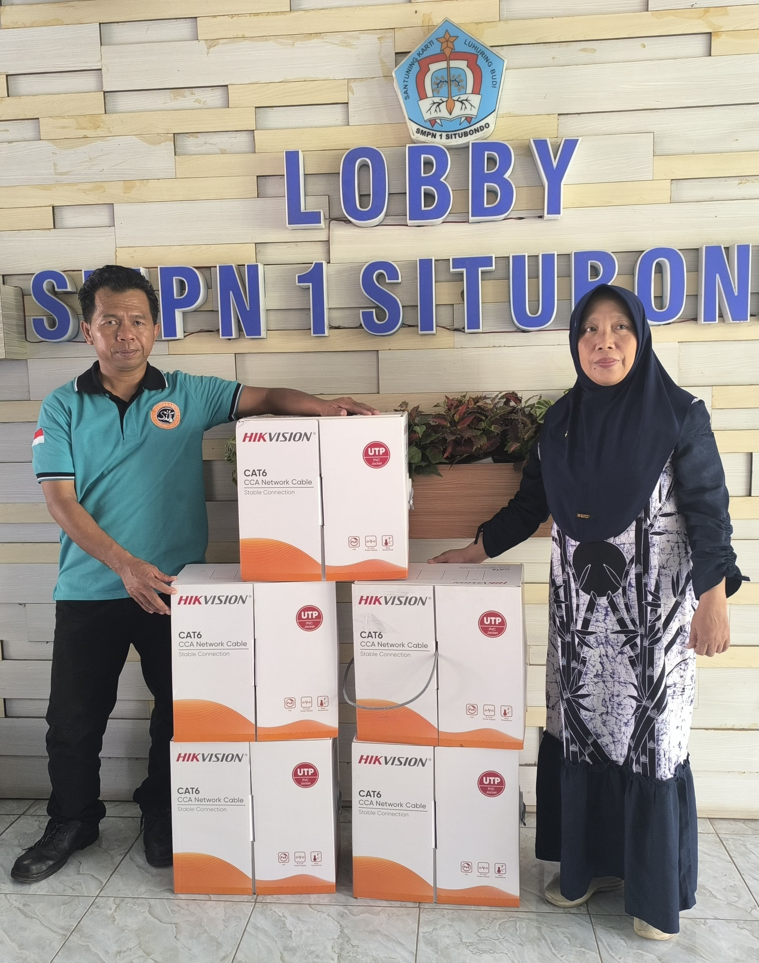Pemasangan CCTV di SMP Negeri 1 Panji - MUHTARAMIYAH