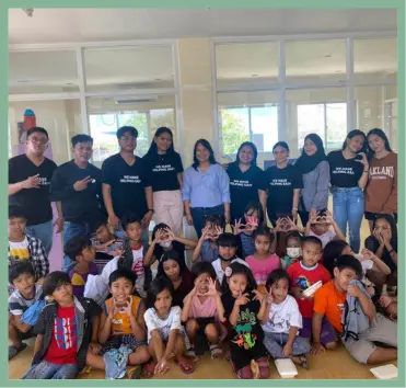 Group Photo of HappYness Project PH