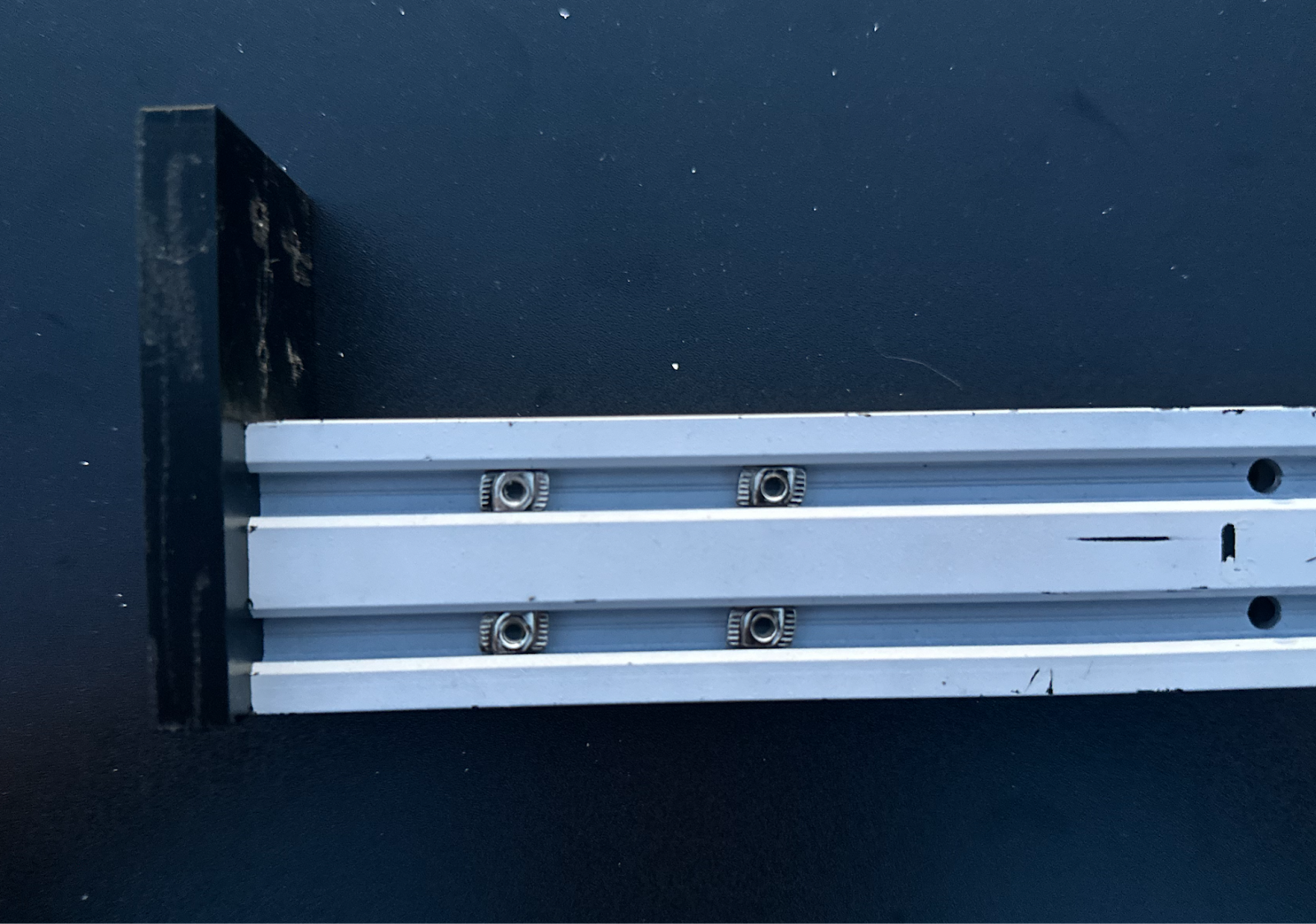 T‑nut placement reference