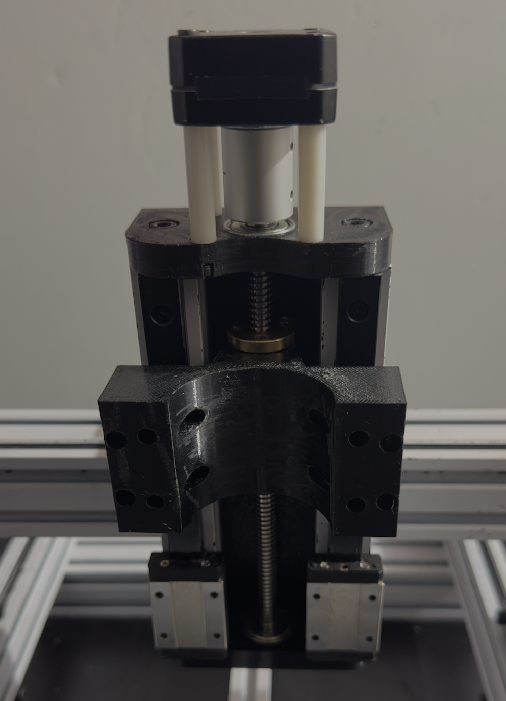 Top motor support installation