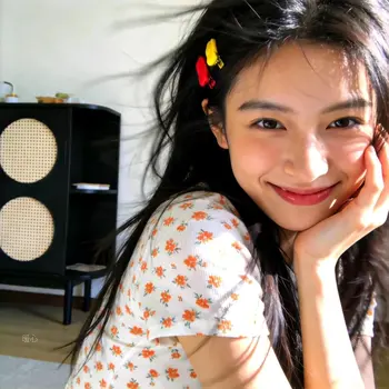 阳光下的甜美少女 - 人像 / 甜妹 - 甜美 少女 微笑 高清壁纸