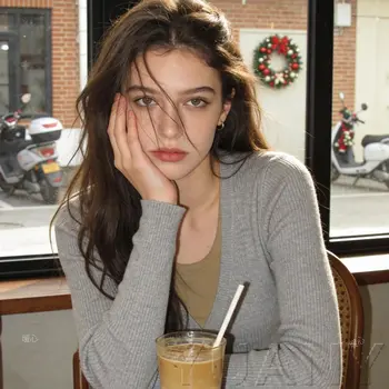 清新少女的悠闲时光 - 人像 / 甜妹 - 甜美 清新 长发 高清壁纸