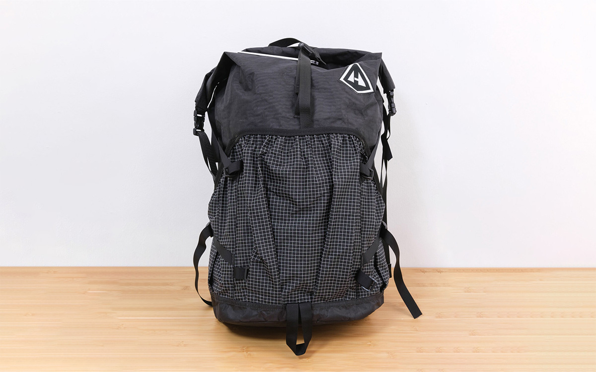 2022.06_Hyperlite-Mountain-Gear-2400-Southwest-Black_01