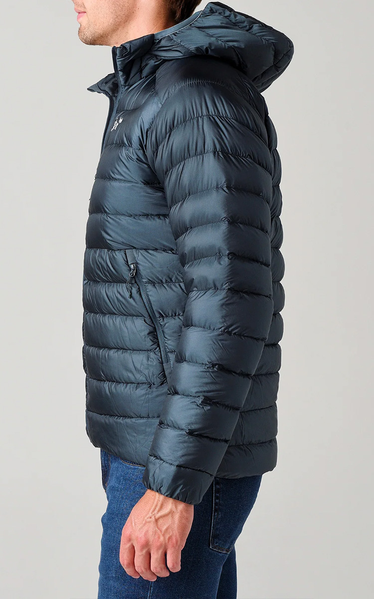 2022.10_Arcteryx-Cerium-LT-Hoody-Jacket_05