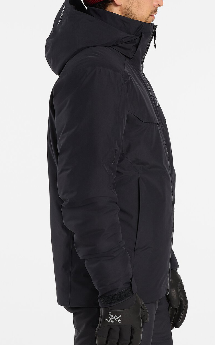 2022.11_Arcteryx-Macai-Jacket_05