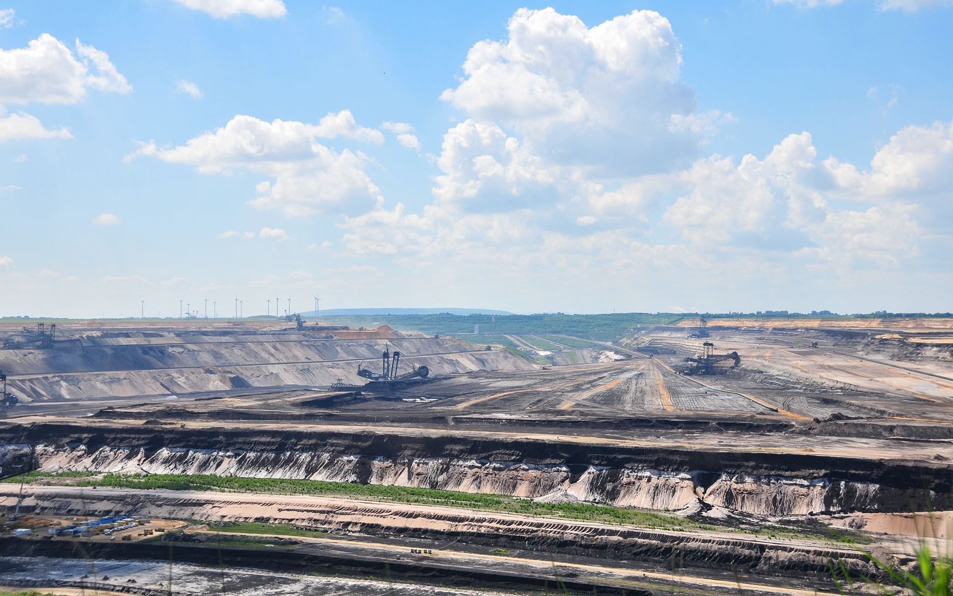 2009.05_Tagebau-Garzweiler_Juchen_Nordrhein-Westfalen_Germany_02