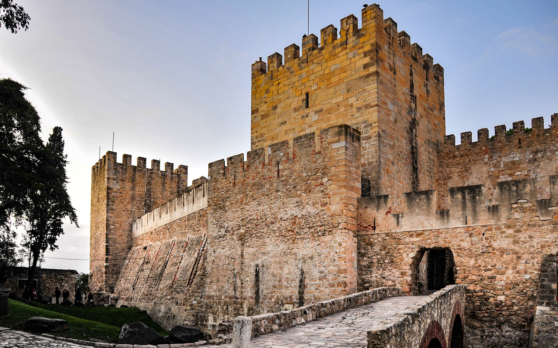 2009.11_Castelo-de-S.-Jorge_Lisboa_Lisbon-District_Portugal_01