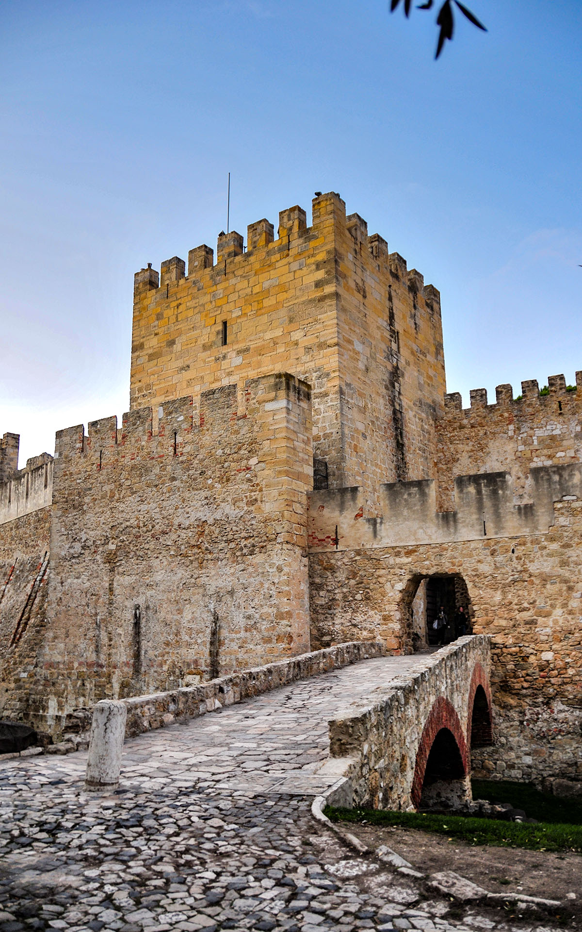 2009.11_Castelo-de-S.-Jorge_Lisboa_Lisbon-District_Portugal_02