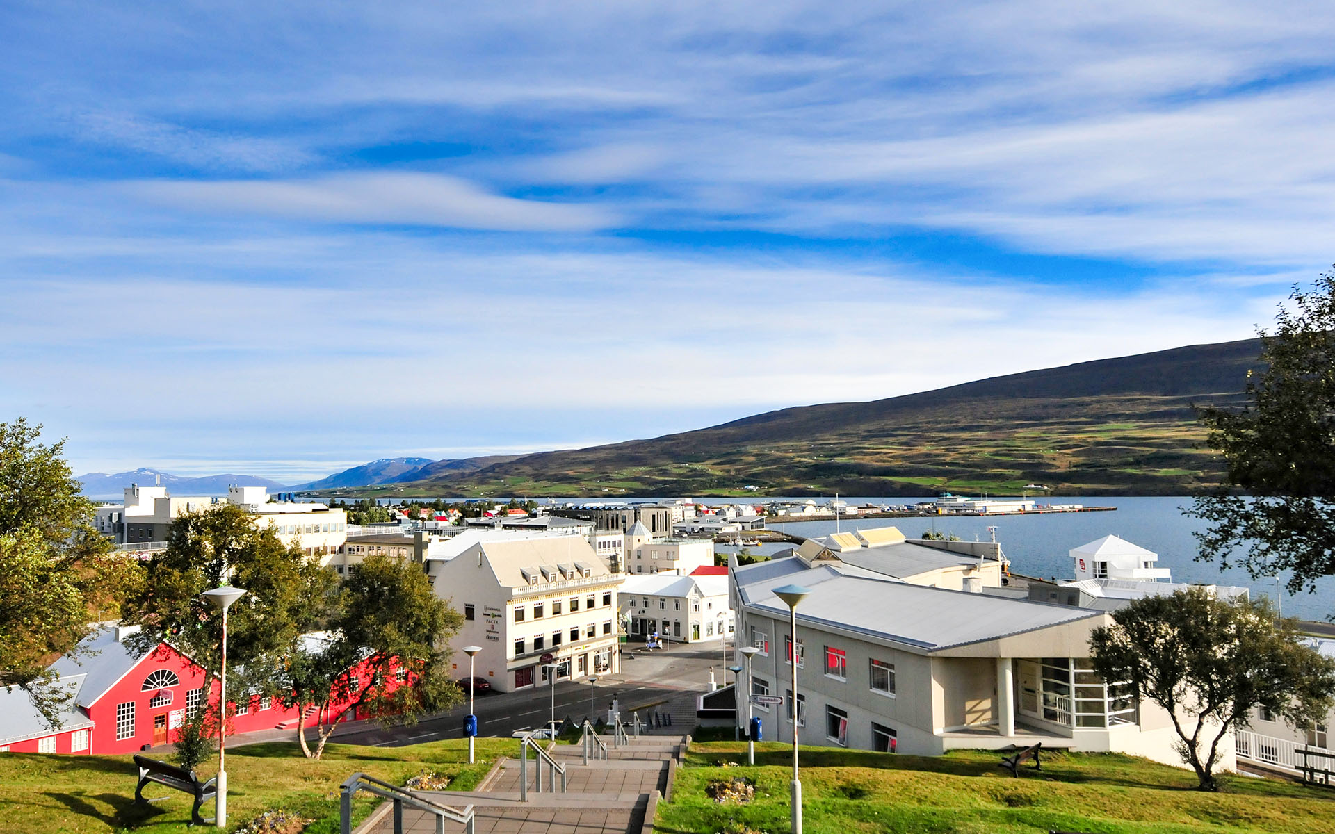 2010.09_Akureyri_Northeastern-Region_Iceland_03