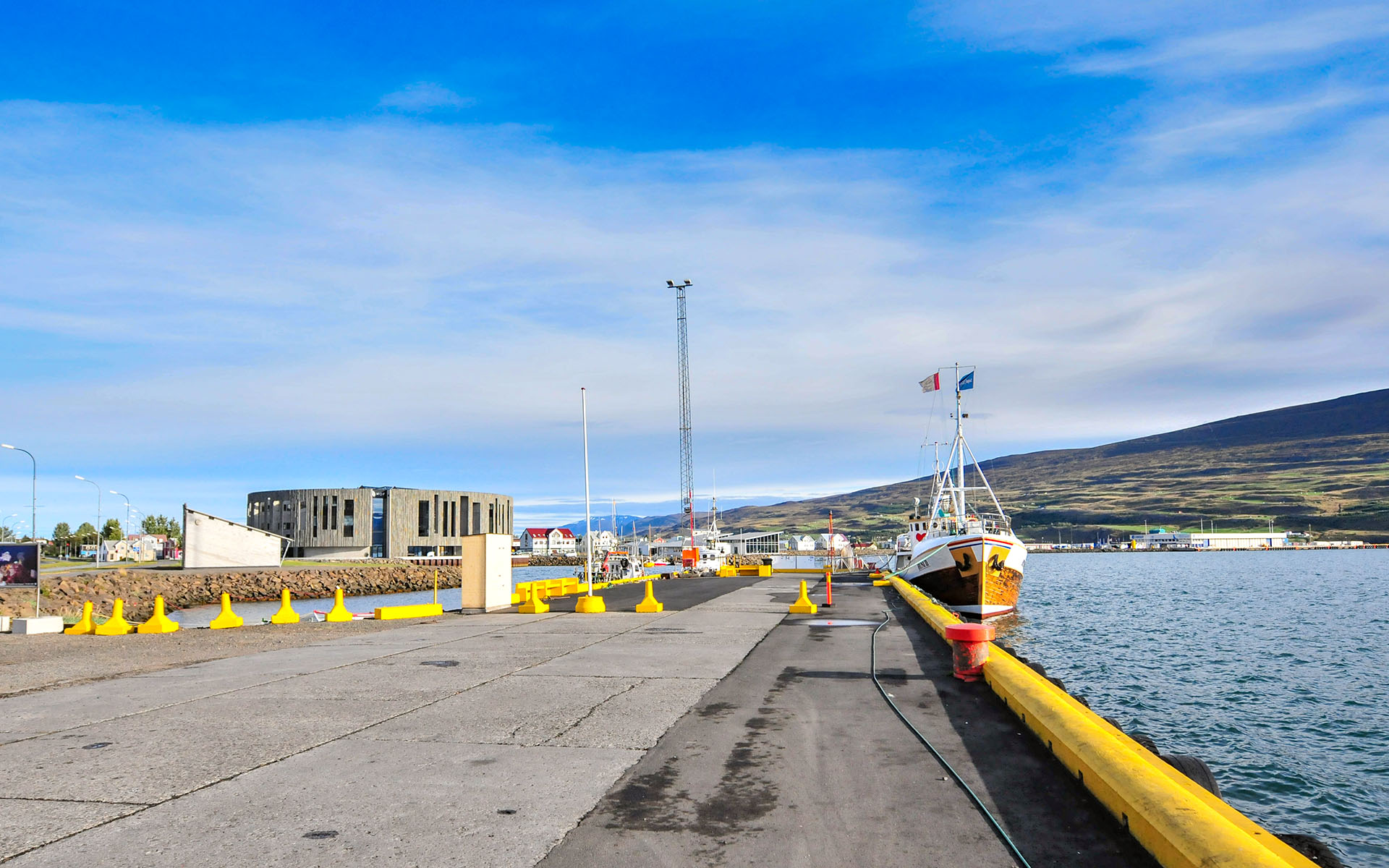 2010.09_Akureyri_Northeastern-Region_Iceland_05