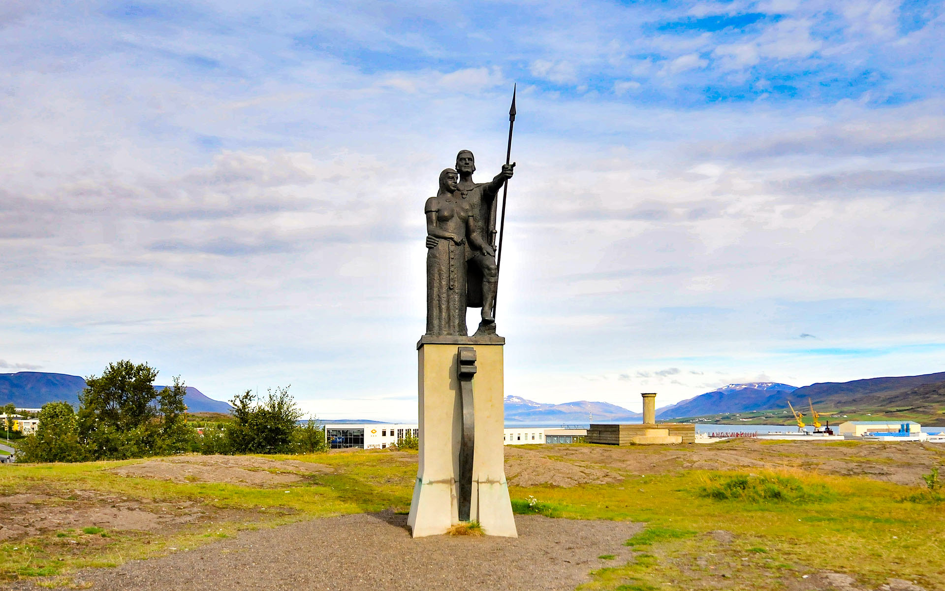 2010.09_Akureyri_Northeastern-Region_Iceland_08