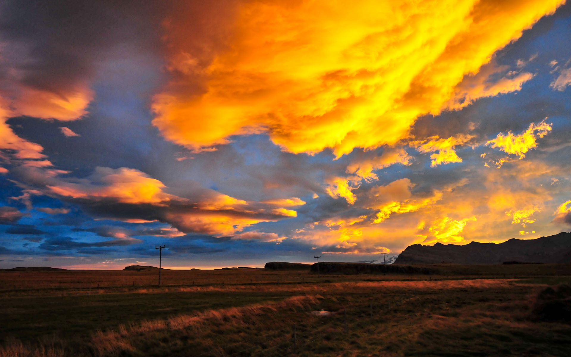 2010.09_Burning-Clouds_Vagnstadir_Hofn_Eastern-Region_Iceland_04