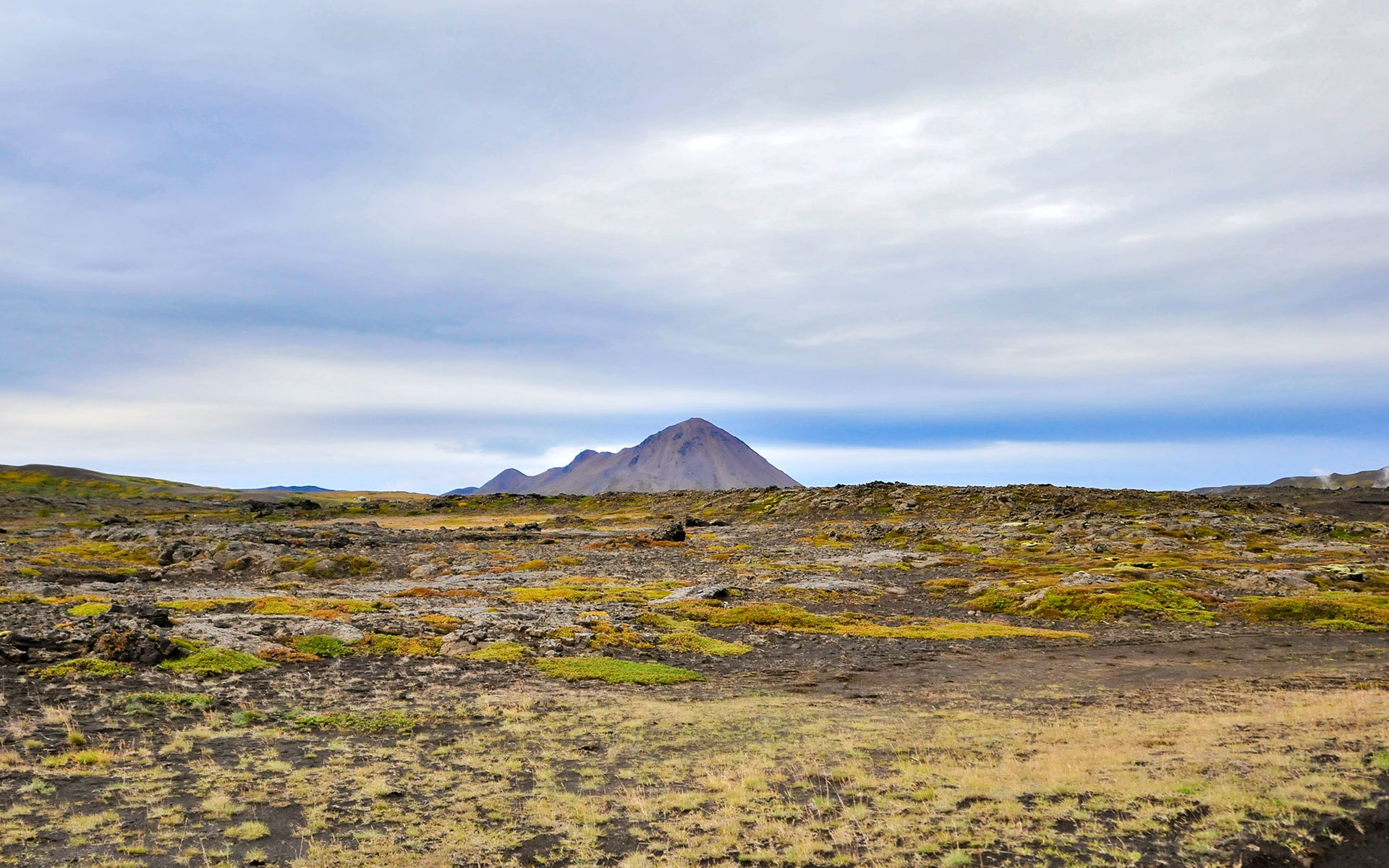 2010.09_Dimmuborgir_Northeastern-Region_Iceland_01