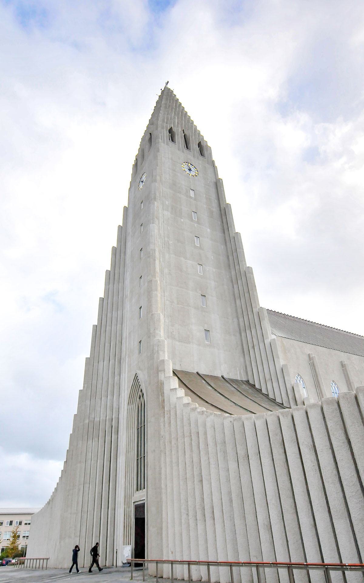 2010.09_Hallgrimskirkja_Reykjavik_Capital-Region_Iceland_08