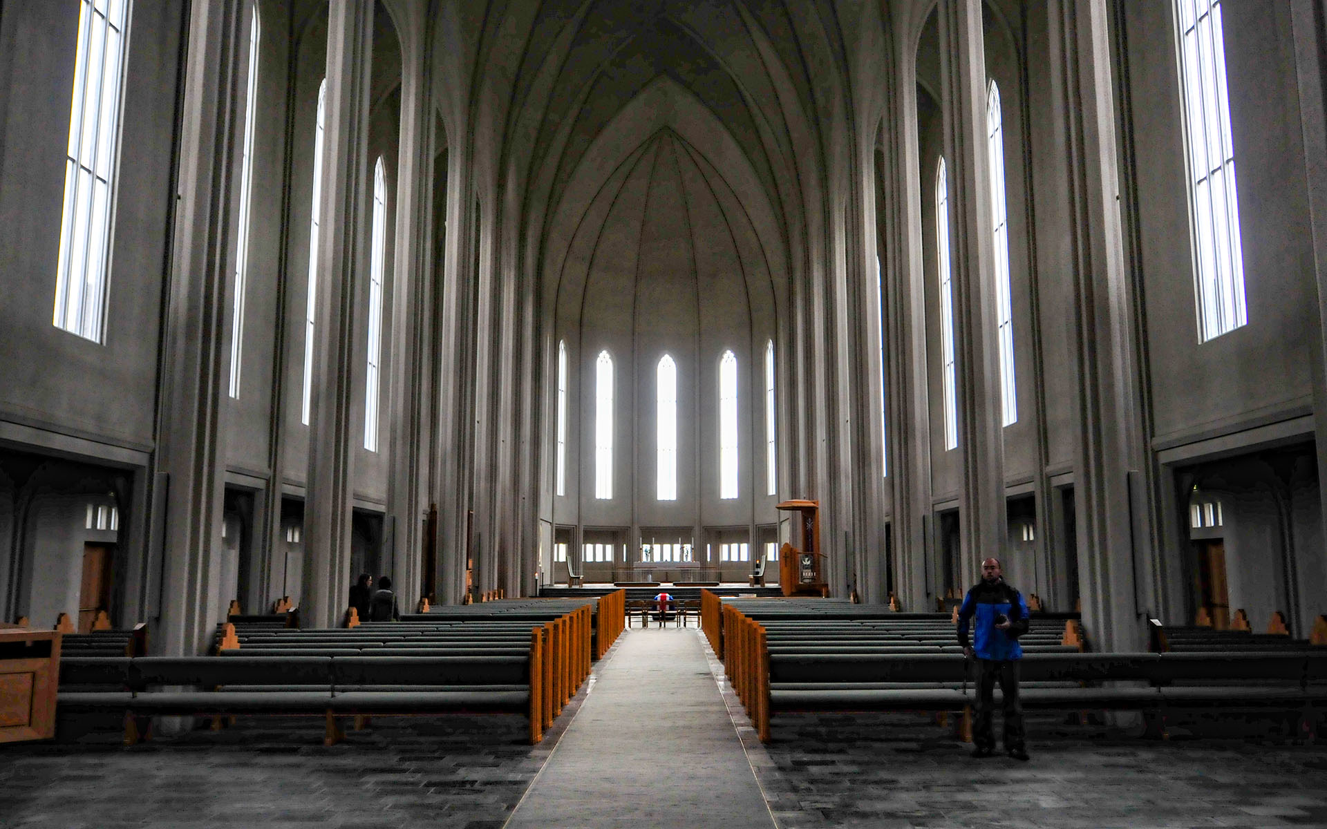 2010.09_Hallgrimskirkja_Reykjavik_Capital-Region_Iceland_09
