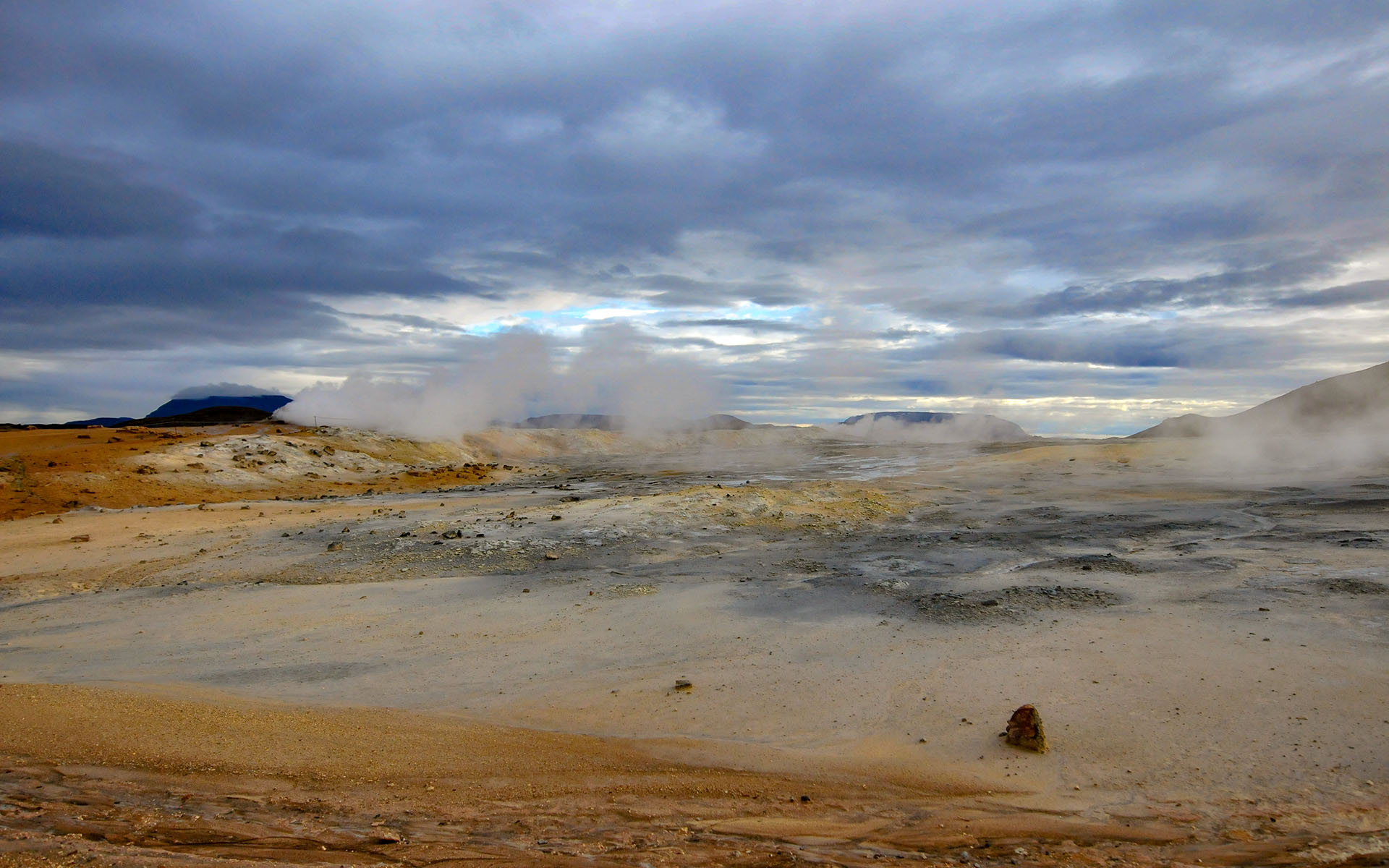 2010.09_Namafjall_Northeastern-Region_Iceland_02