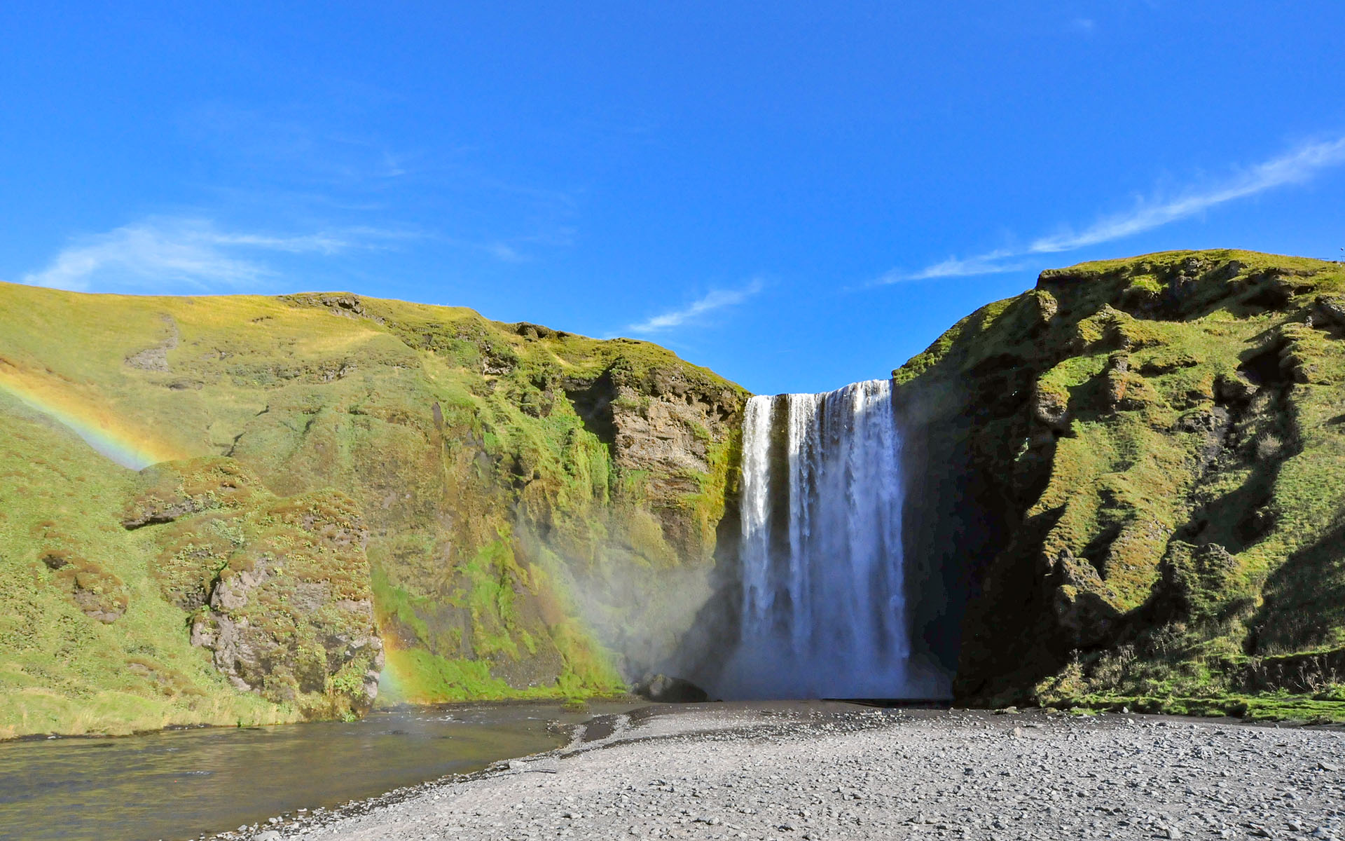 2010.09_Skogafoss_Skogar_Southern-Region_Iceland_02
