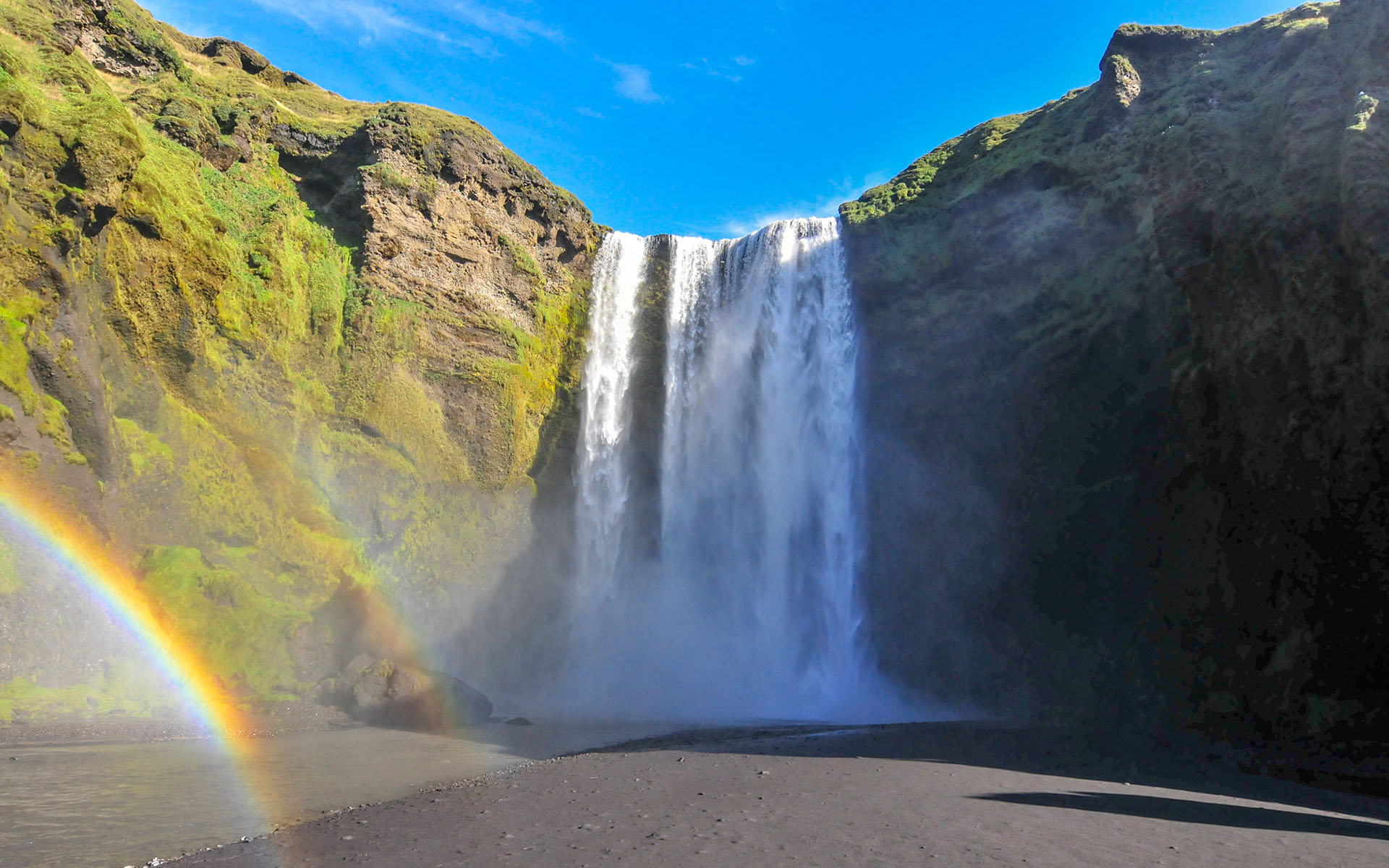 2010.09_Skogafoss_Skogar_Southern-Region_Iceland_07