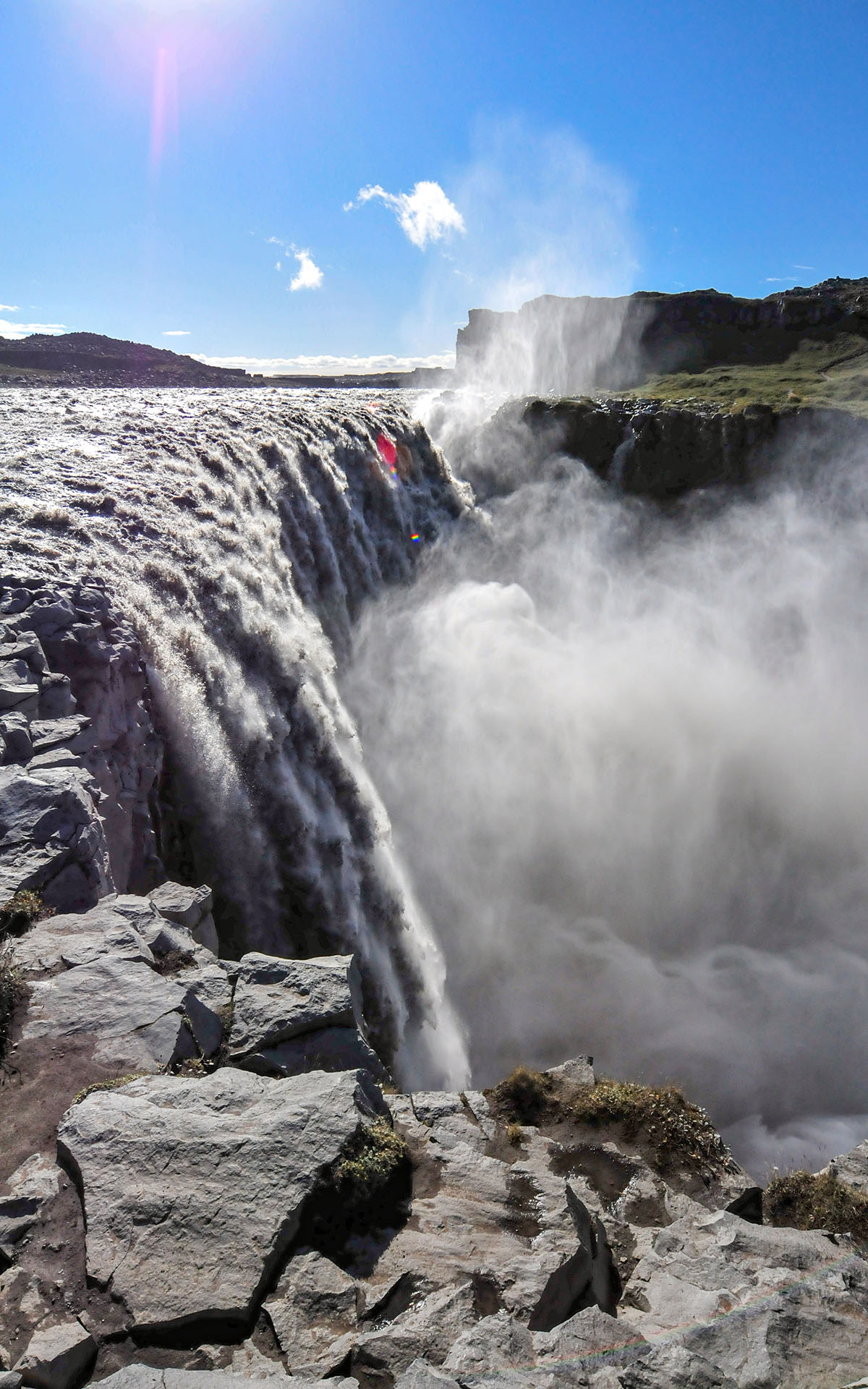 2010.09_Sunny-Sky_Dettifoss_Vatnajokull-National-Park_Northeastern-Region_Iceland_08