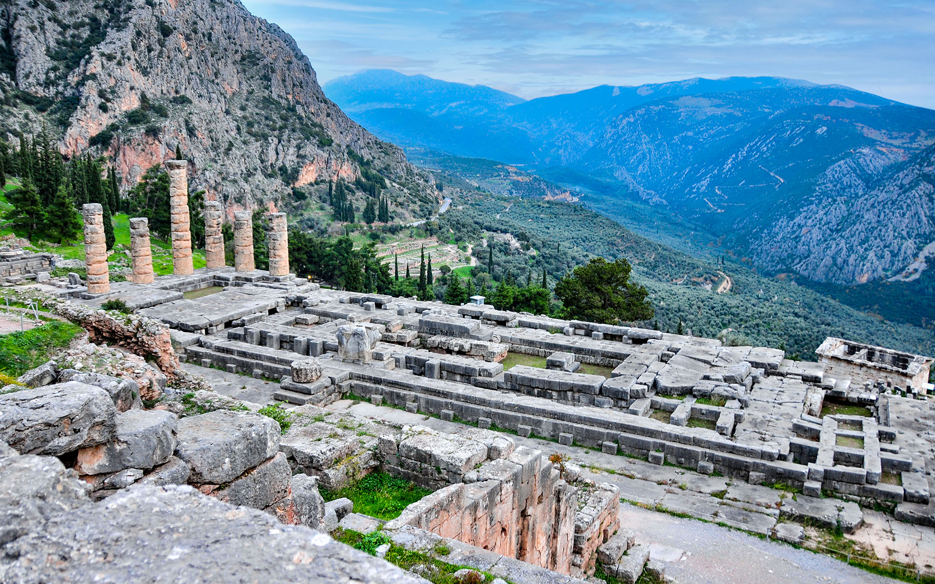 2010.11_Delphi-Archaeological-Museum_Delphi_Central-Greece_Greece_07