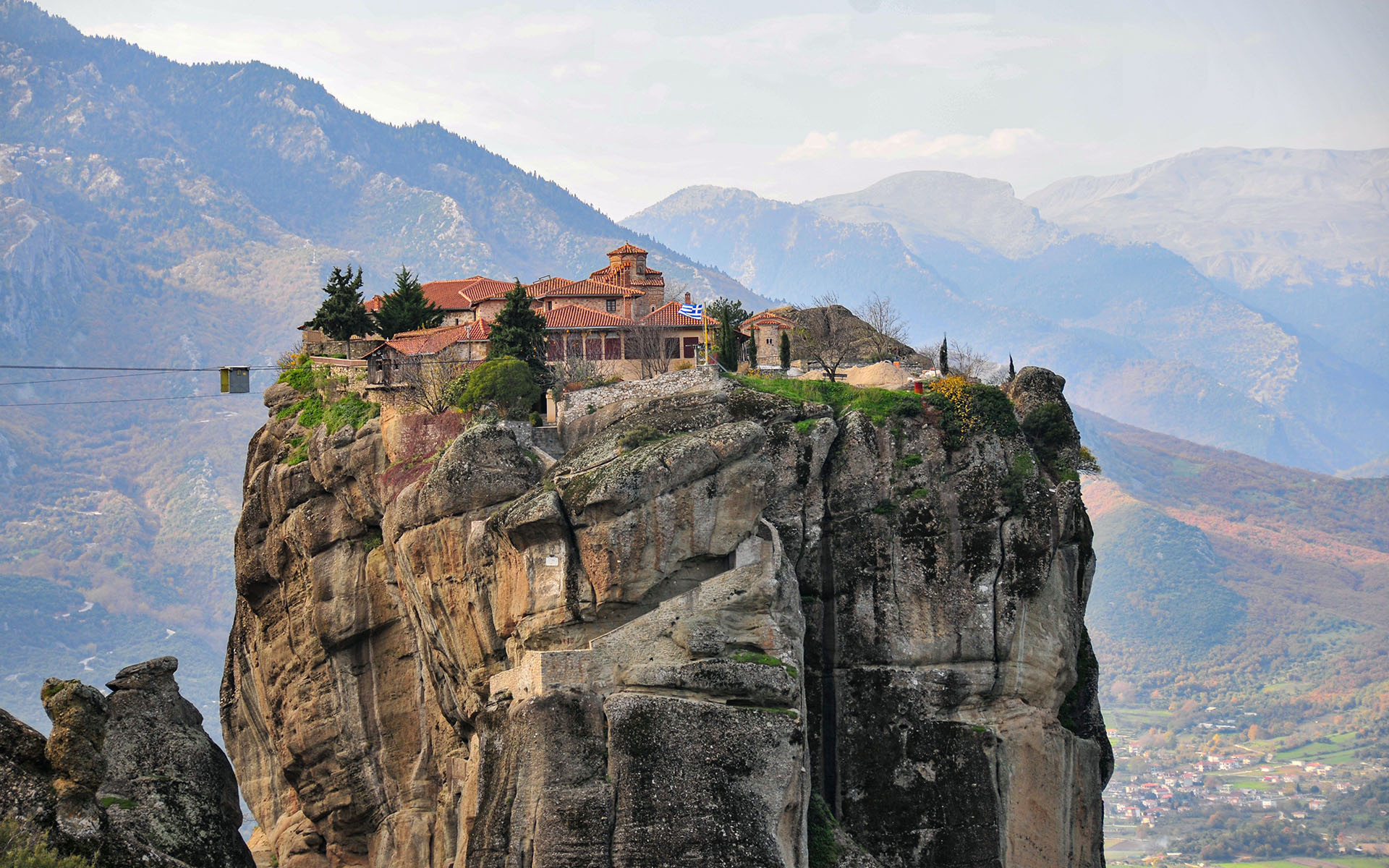 2010.11_Holy-Trinity-Monastery_Meteora_Thessaly_Greece_02
