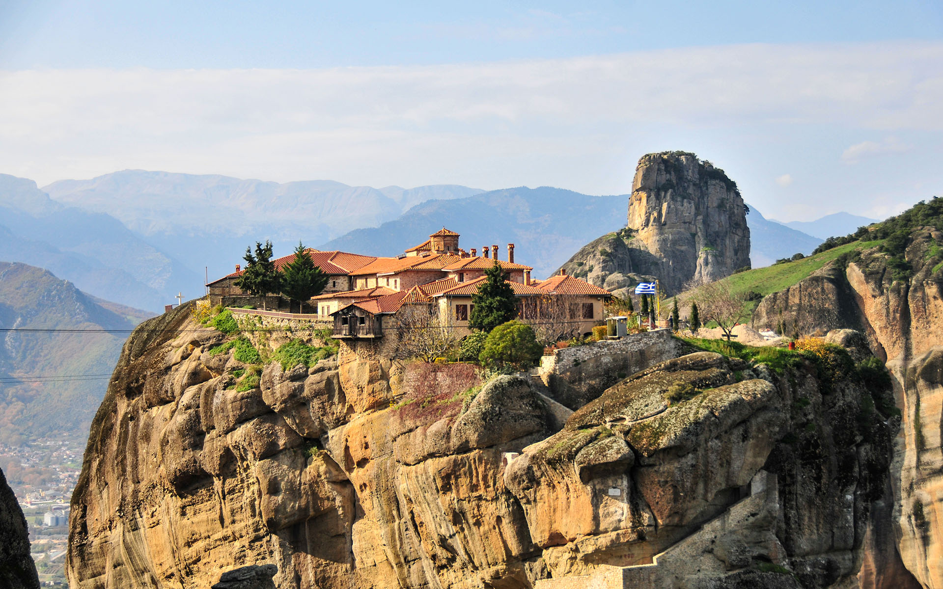 2010.11_Holy-Trinity-Monastery_Meteora_Thessaly_Greece_03