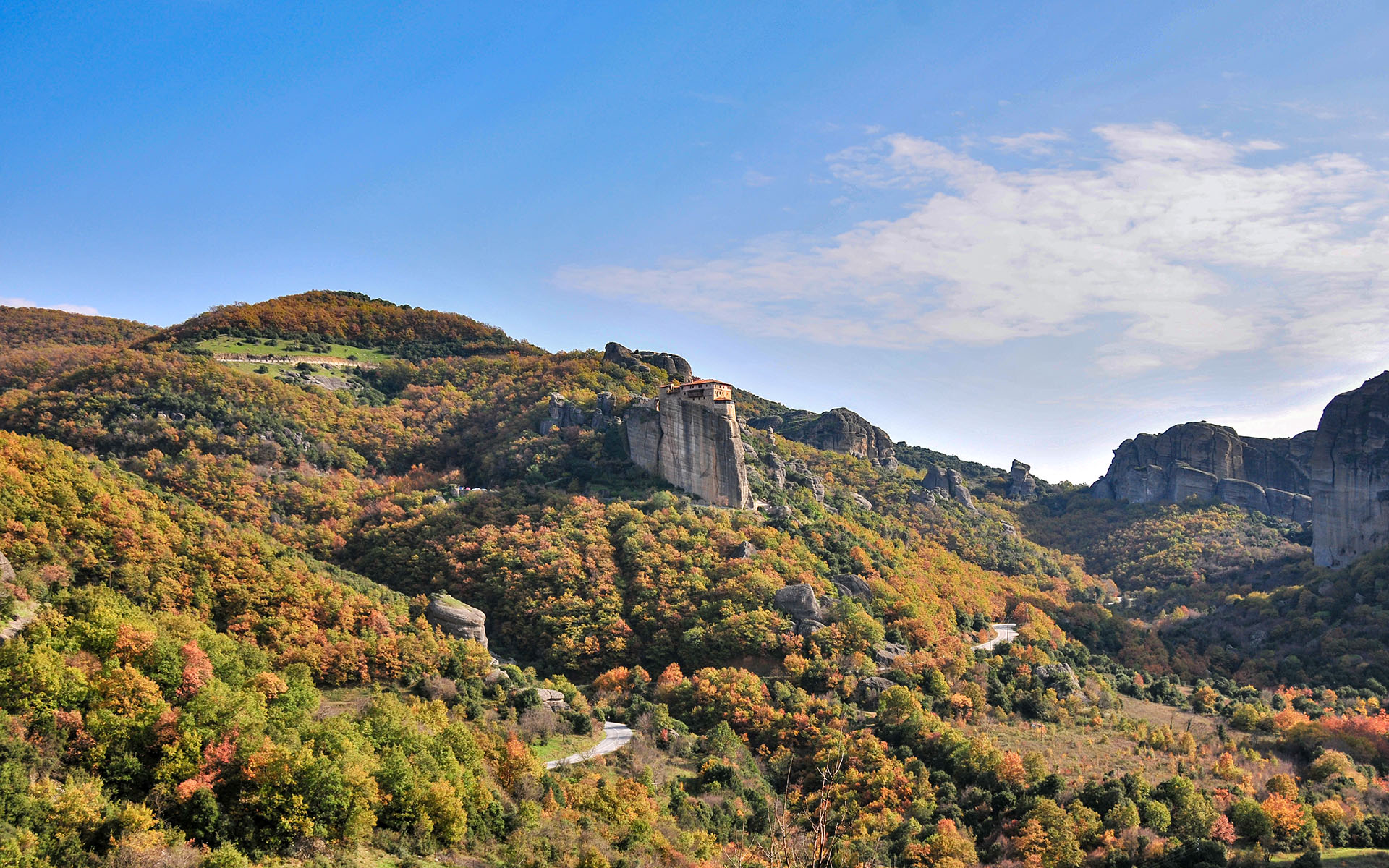 2010.11_Monastery-of-Rousanou_Meteora_Thessaly_Greece_01