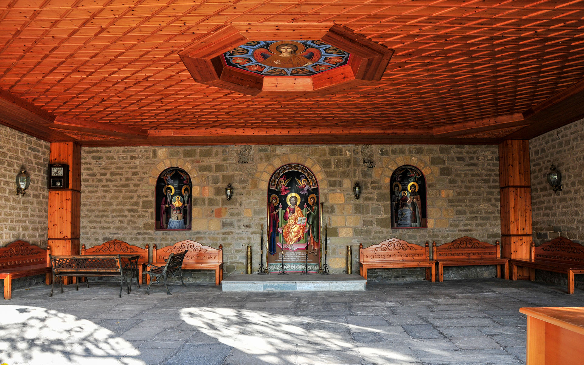 2010.11_Monastery-of-Varlaam_Meteora_Thessaly_Greece_09