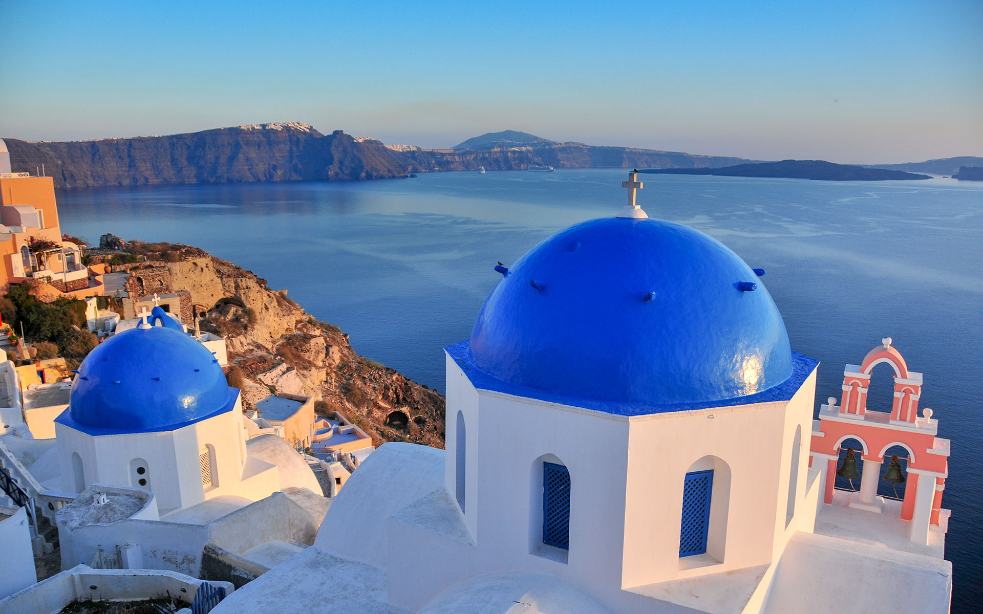 2010.11_Oia_Santorini_South-Aegean_Greece_04