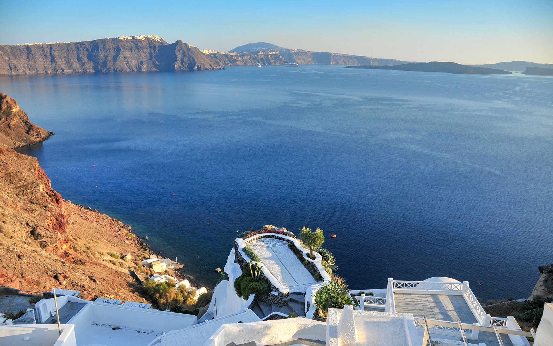 2010.11_Oia_Santorini_South-Aegean_Greece_06