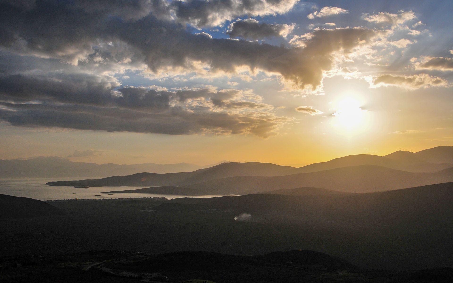 2010.11_Prometheas_Delphi_Central-Greece_Greece_06