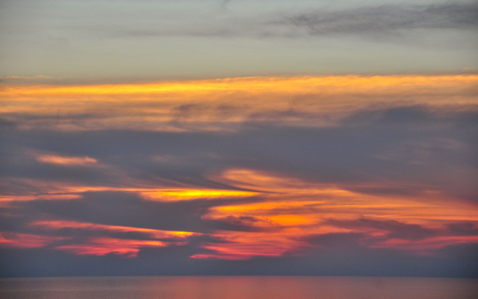 2010.11_Sunset_Oia_Santorini_South-Aegean_Greece_09