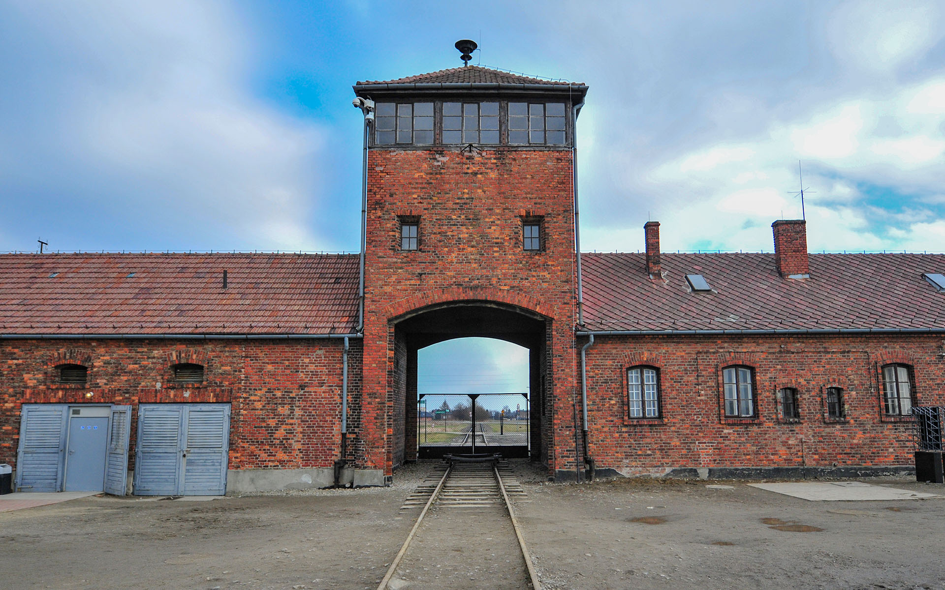 2011.02_Auschwitz-II-Birkenau_Auschwitz-Concentration-Camp_Oswiecim_Lesser-Poland_Poland_01