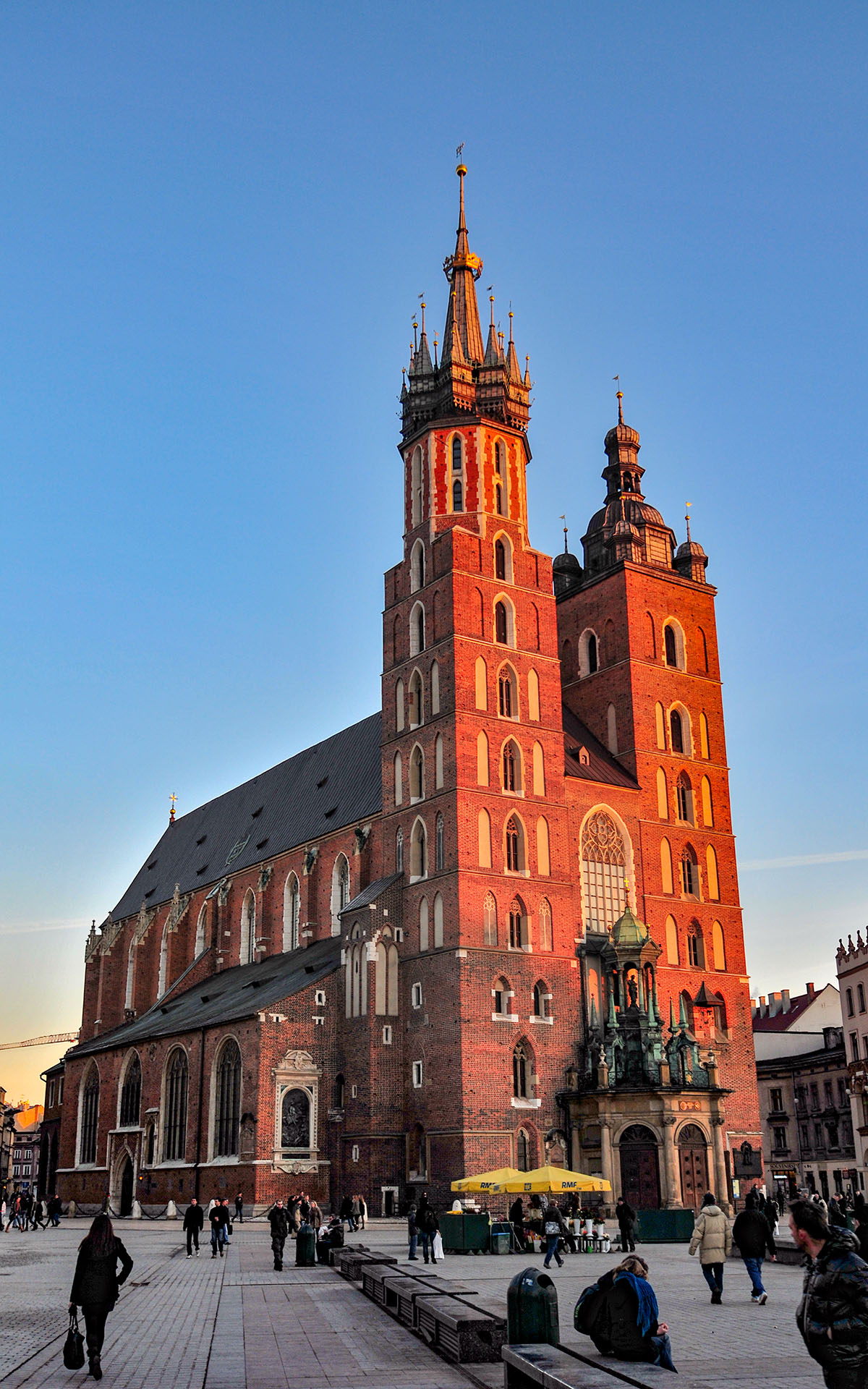 2011.02_St.-Mary’s-Basilica_Krakow_Lesser-Poland_Poland_04