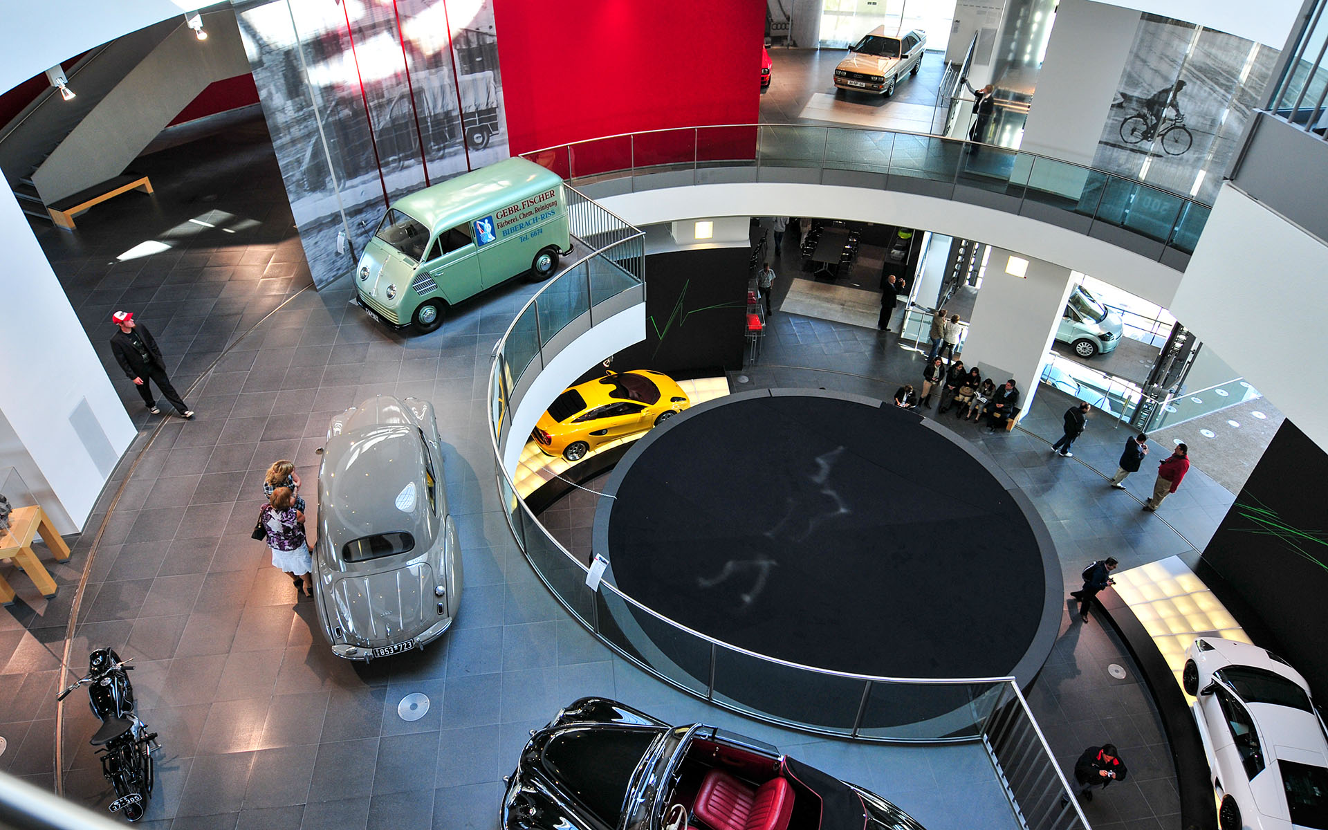 2011.05_Audi-Forum-Ingolstadt_Ingolstadt_Bayern_Germany_02