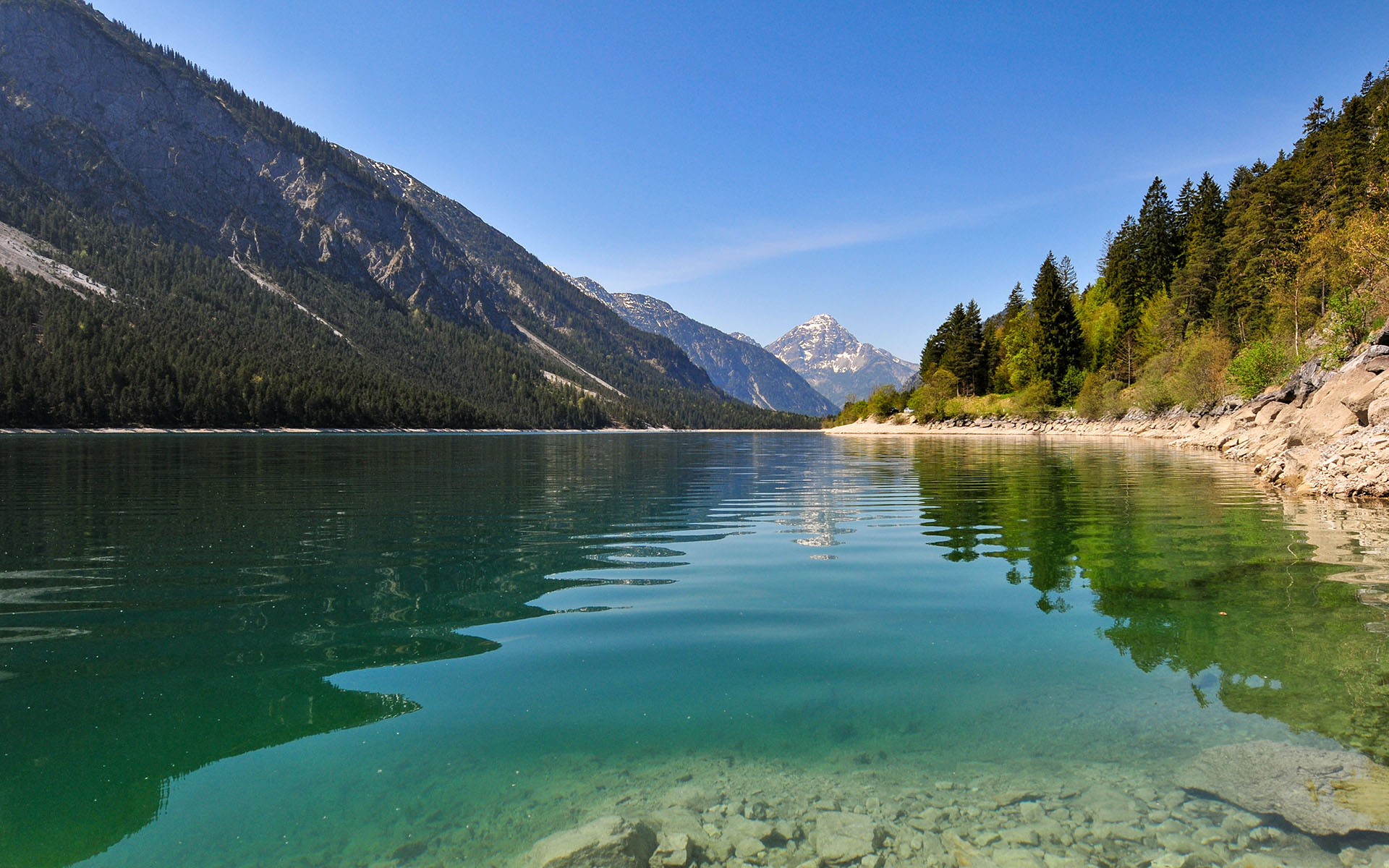 2011.05_Plansee_Breitenwang_Tyrol-State_Austria_04