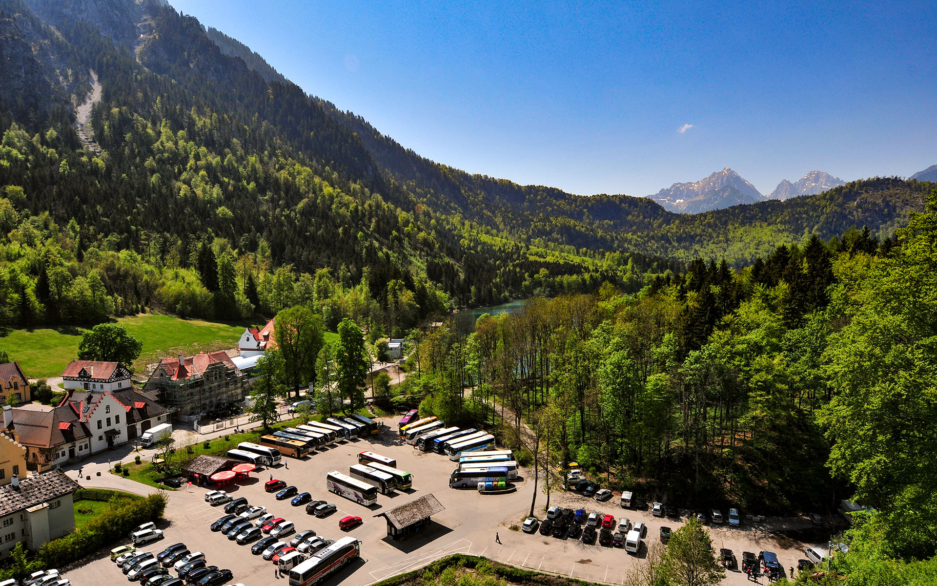 2011.05_Schloss-Hohenschwangau_Fussen_Bayern_Germany_09