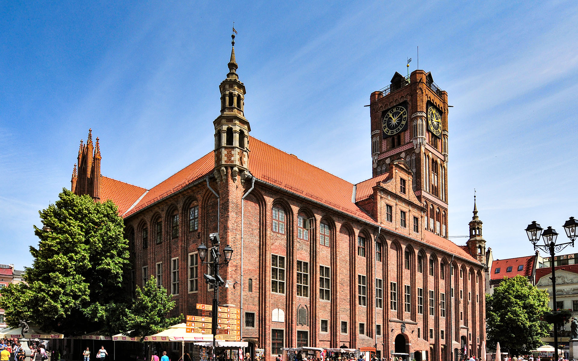 2011.06_Old-Town-Hall_Torun_Kuyavian-Pomeranian_Poland_01