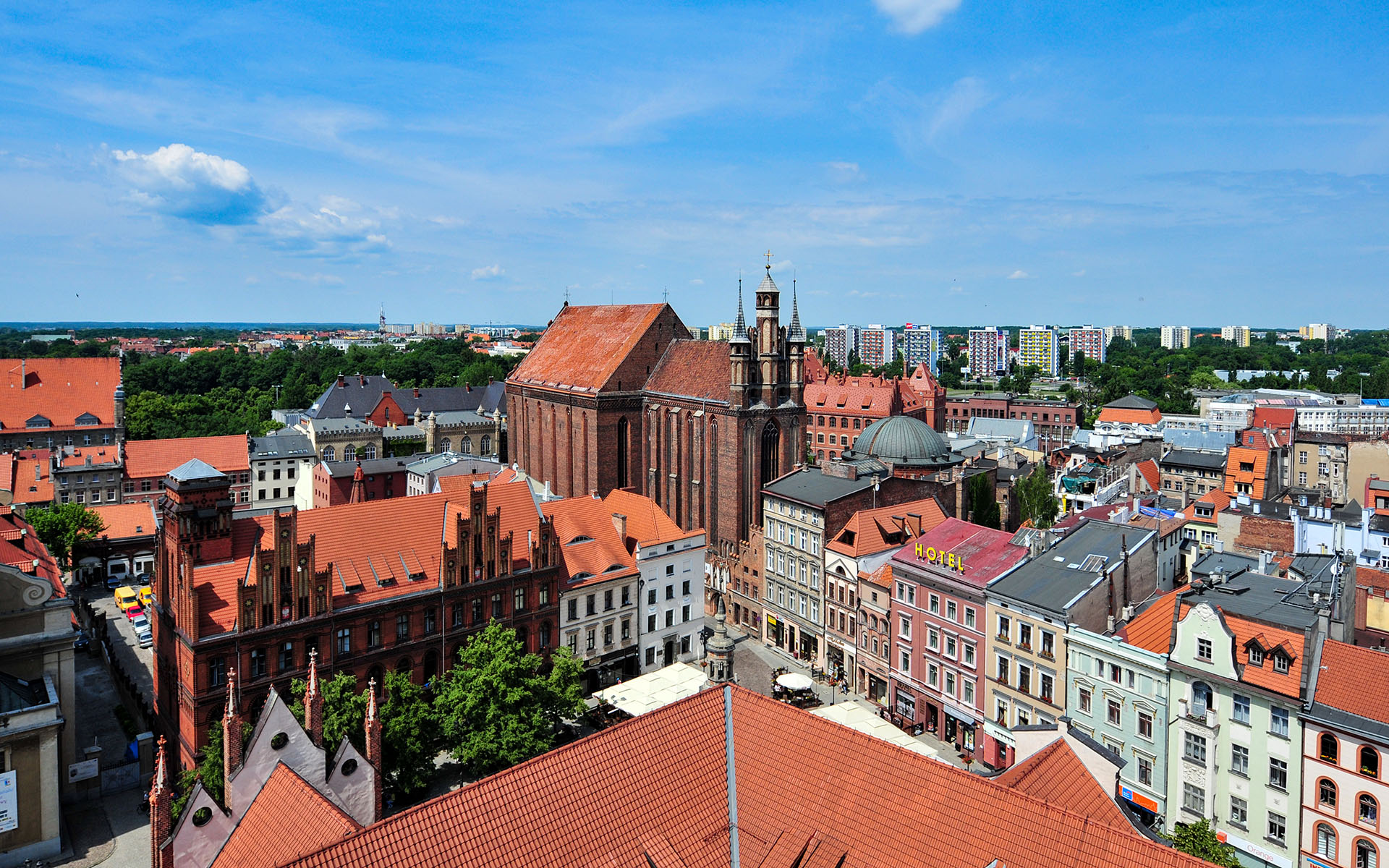 2011.06_Old-Town-Hall_Torun_Kuyavian-Pomeranian_Poland_06