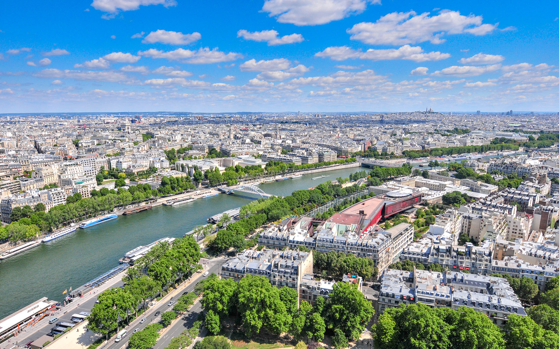 2011.07_Eiffel-Tower_Paris_Ile-de-France_France_08