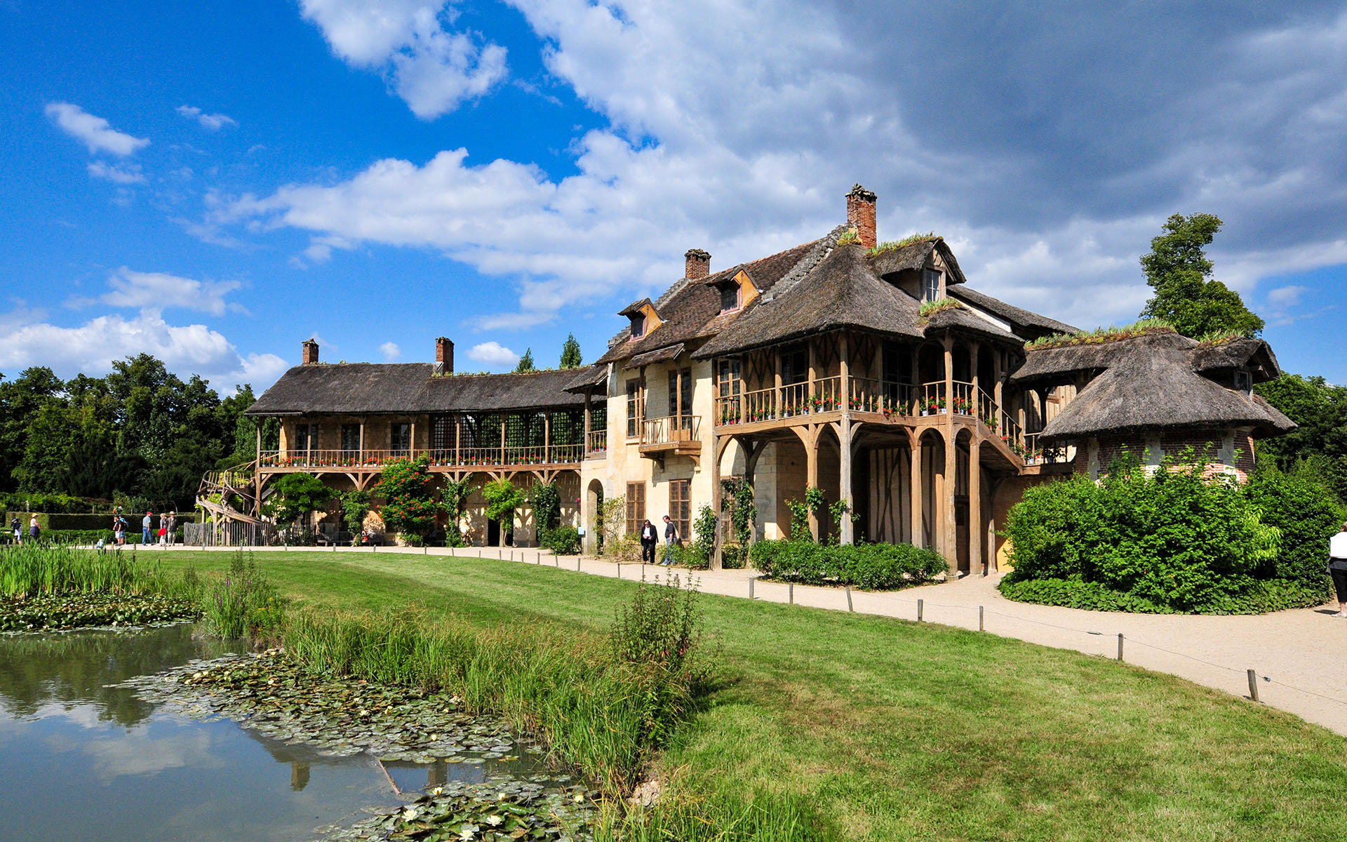2011.07_Le-Domaine-de-Marie-Antoinette_Versailles_Ile-de-France_France_04