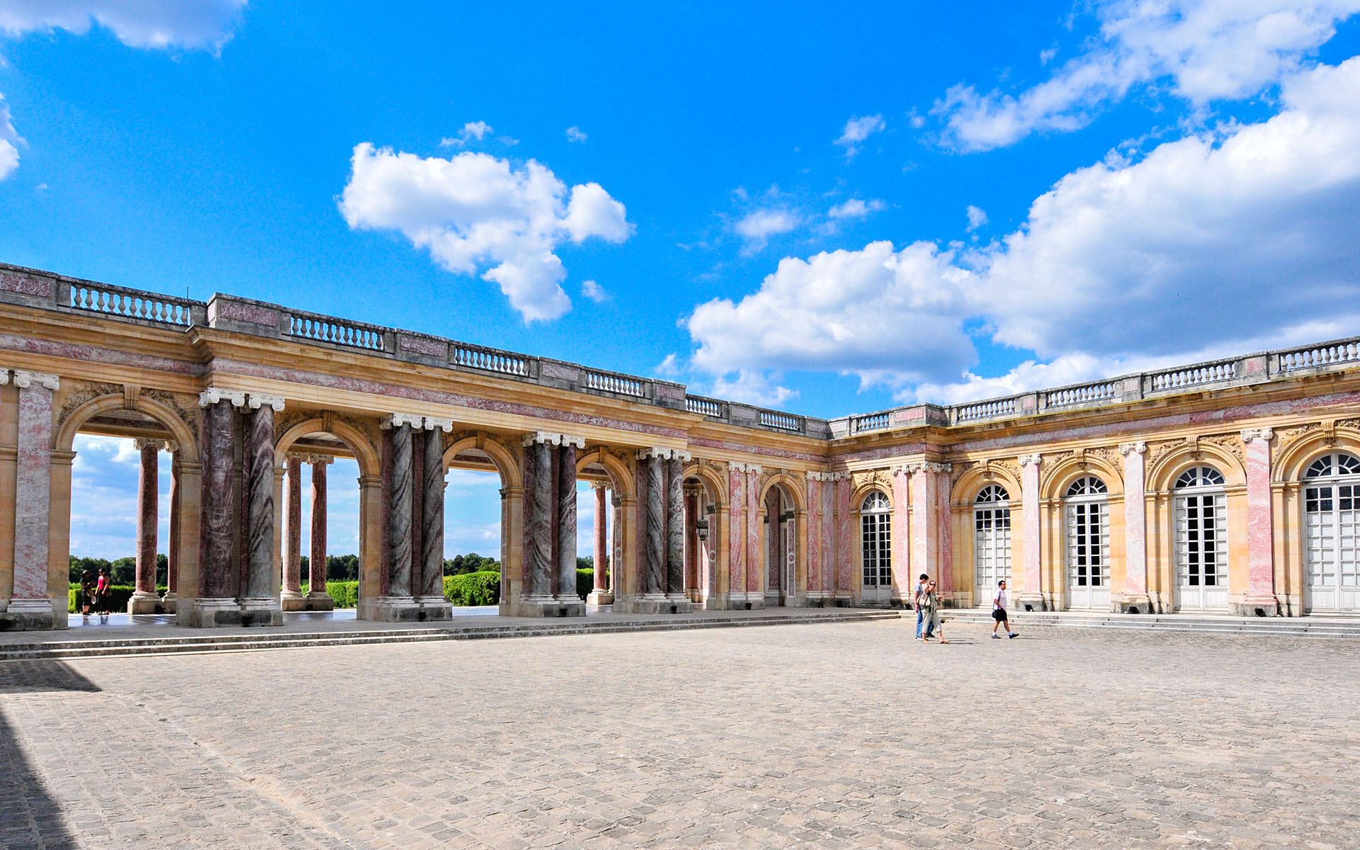 2011.07_Le-Grand-Trianon_Versailles_Ile-de-France_France_02