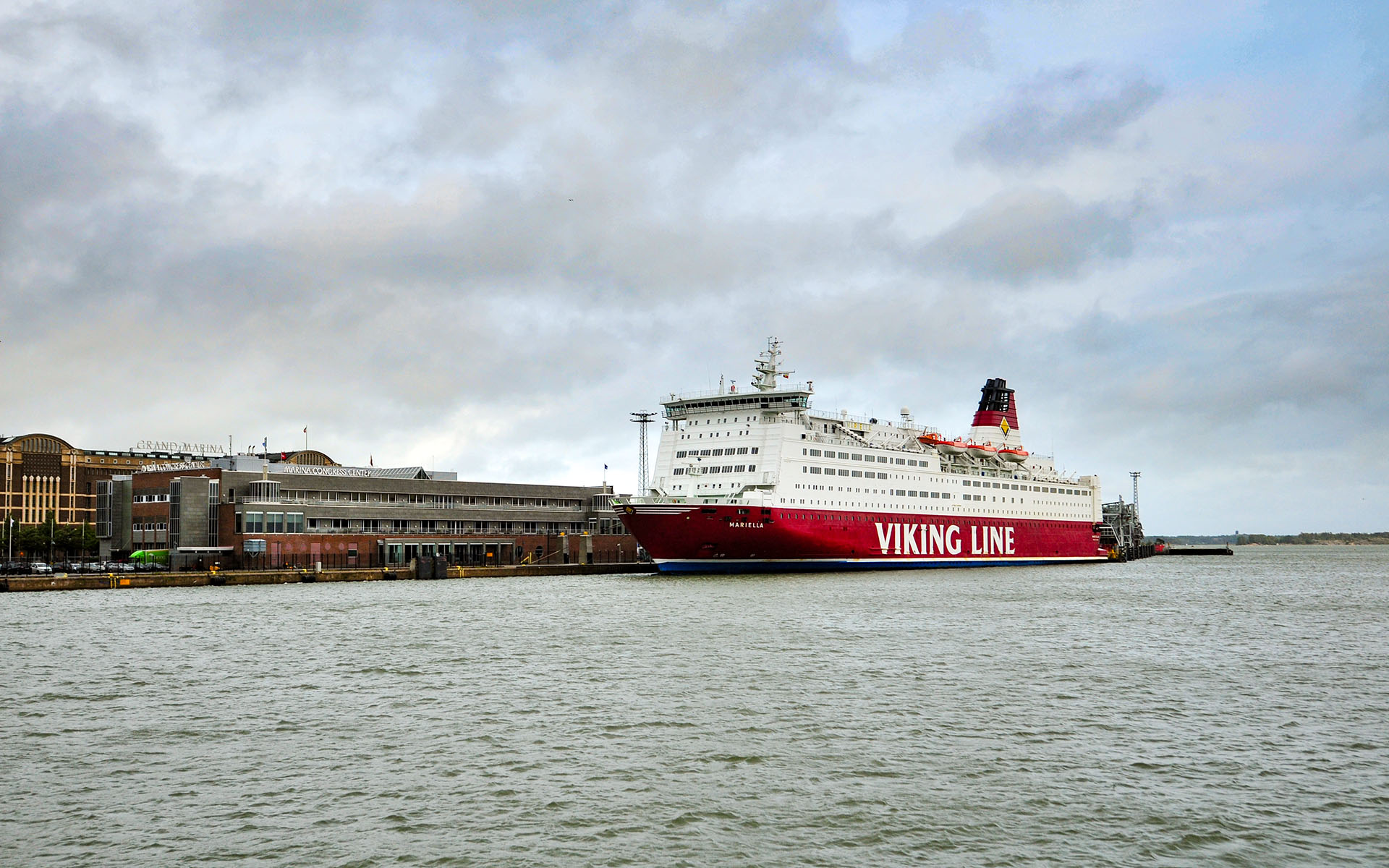 2011.09_Kauppatori_Helsinki_Uusimaa_Finland_09