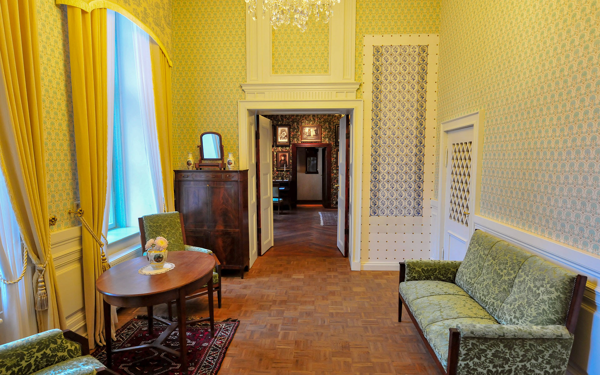 2011.11_Alatskivi-Castle_Alatskiv_Tartu-County_Estonia_07