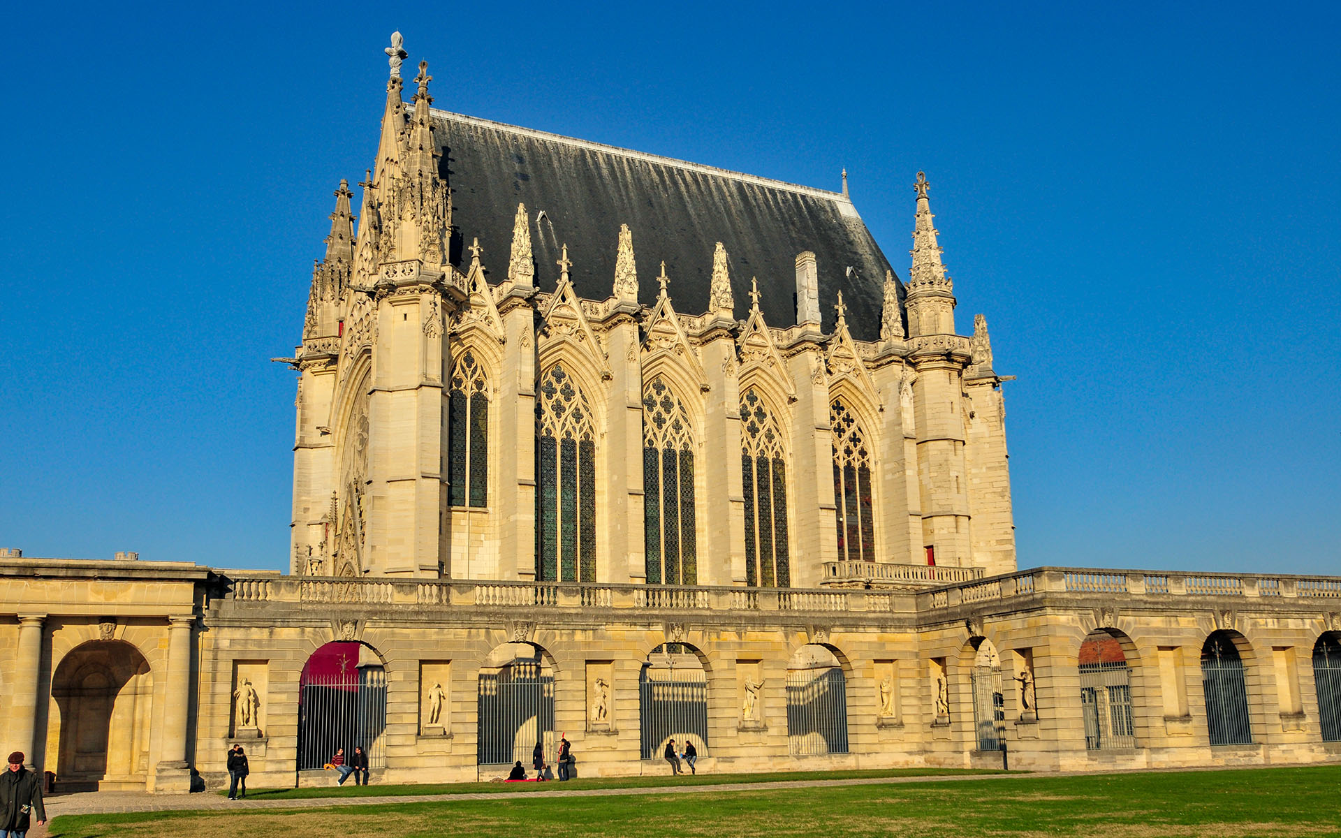 2011.11_Chateau-de-Vincennes_Vincennes_Ile-de-France_France_03